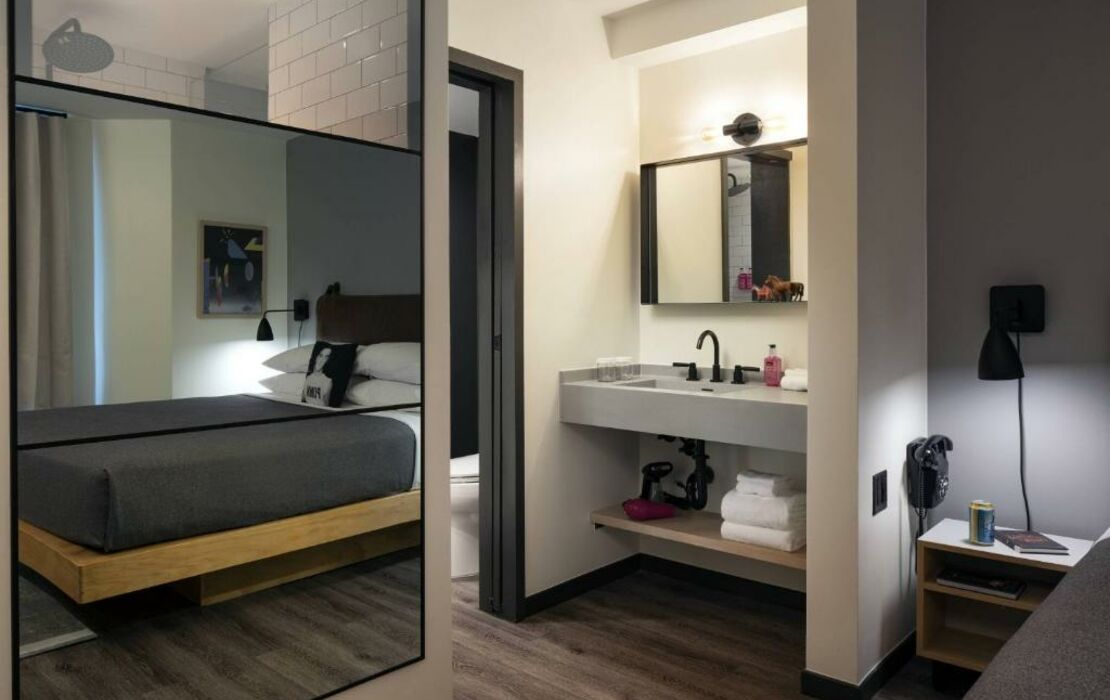 MOXY Memphis Downtown, a Design Boutique Hotel Memphis, U.S.A.