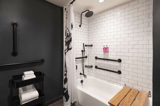 MOXY Memphis Downtown