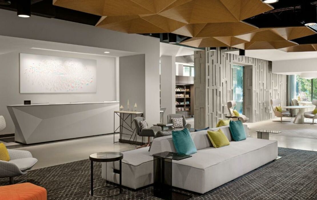Astra Hotel, Seattle, A Tribute Portfolio Hotel by Marriott, a Design