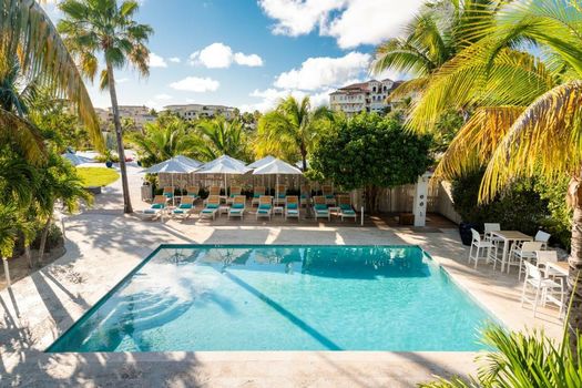 The Oasis at Grace Bay