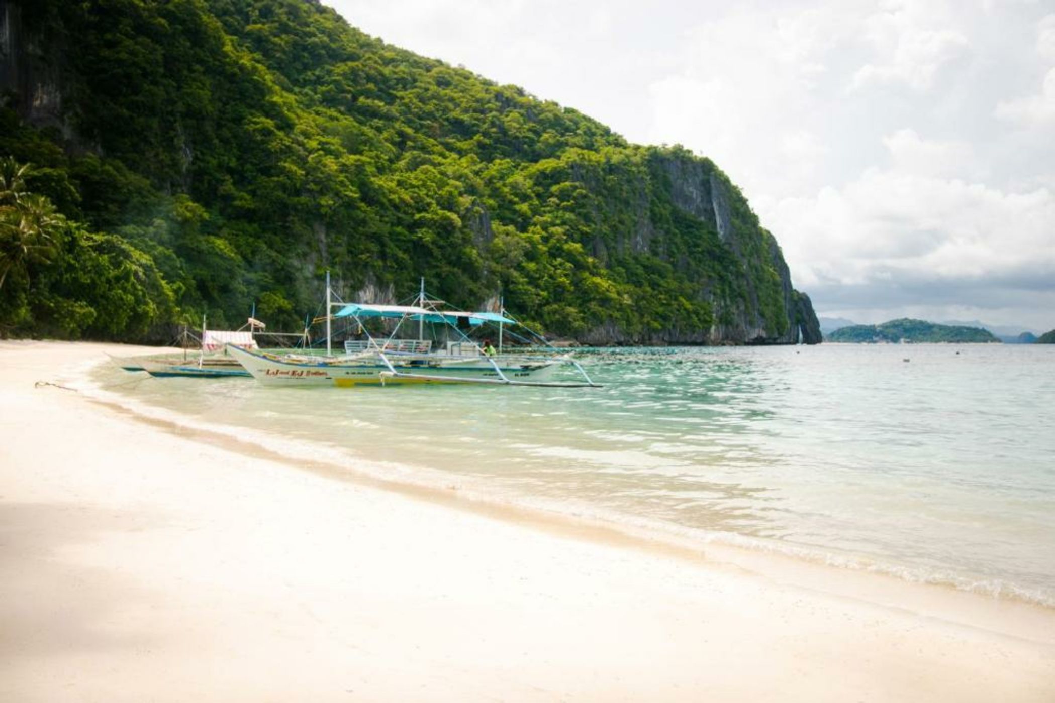 The Funny Lion - El Nido