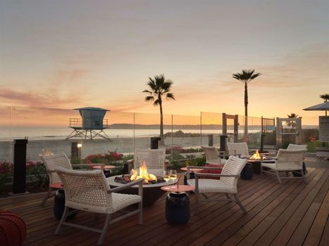 Shore House at The Del, Curio Collection by Hilton