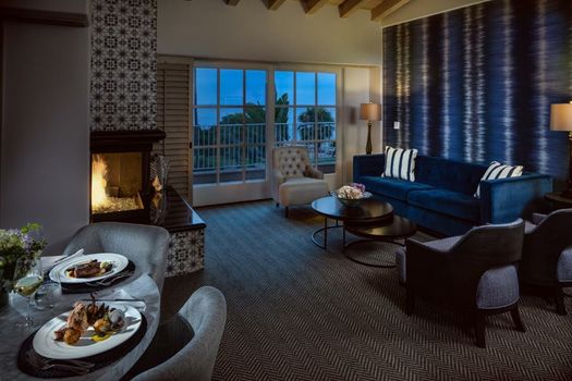 La Valencia Hotel