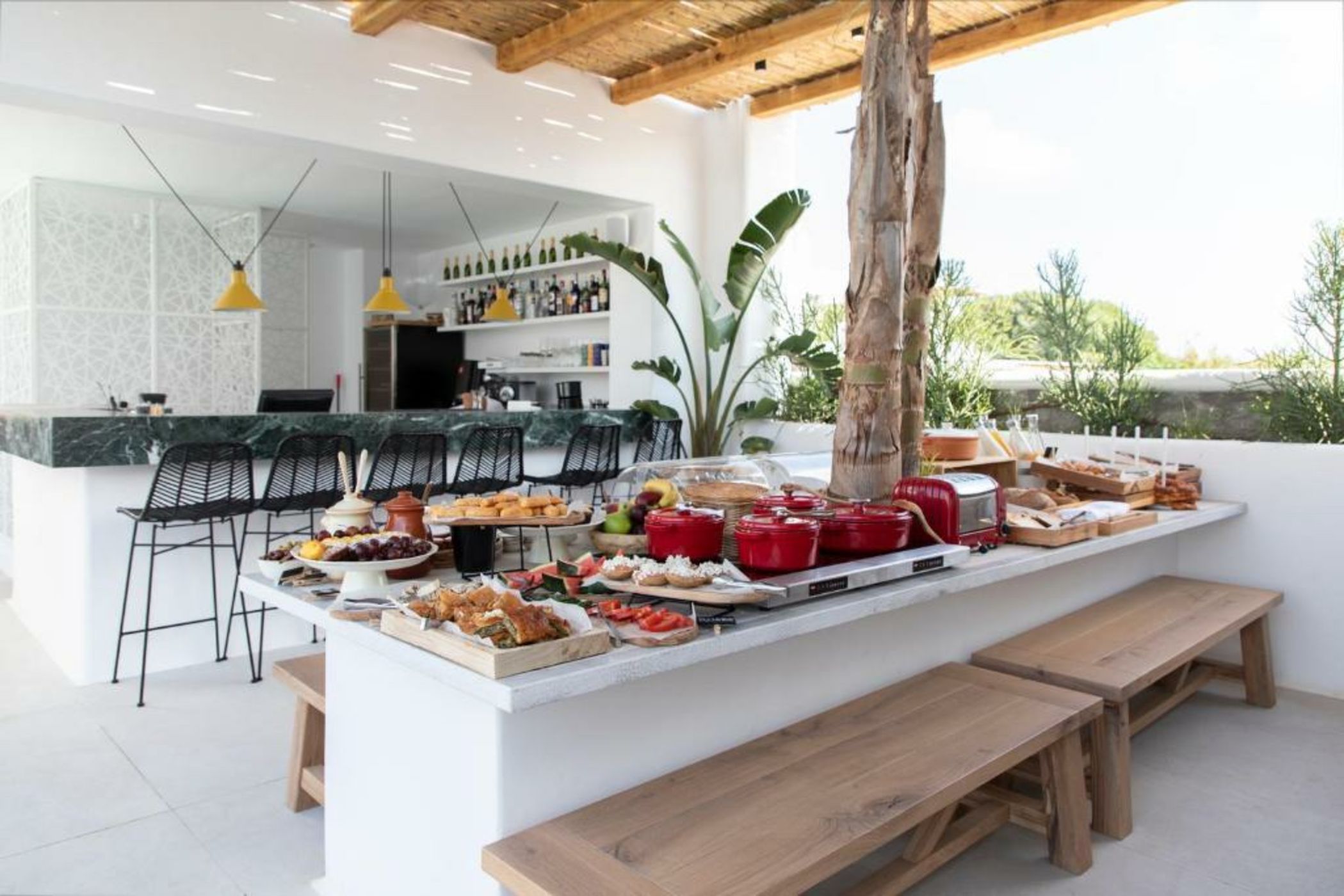 Adorno Beach Hotel and Suites