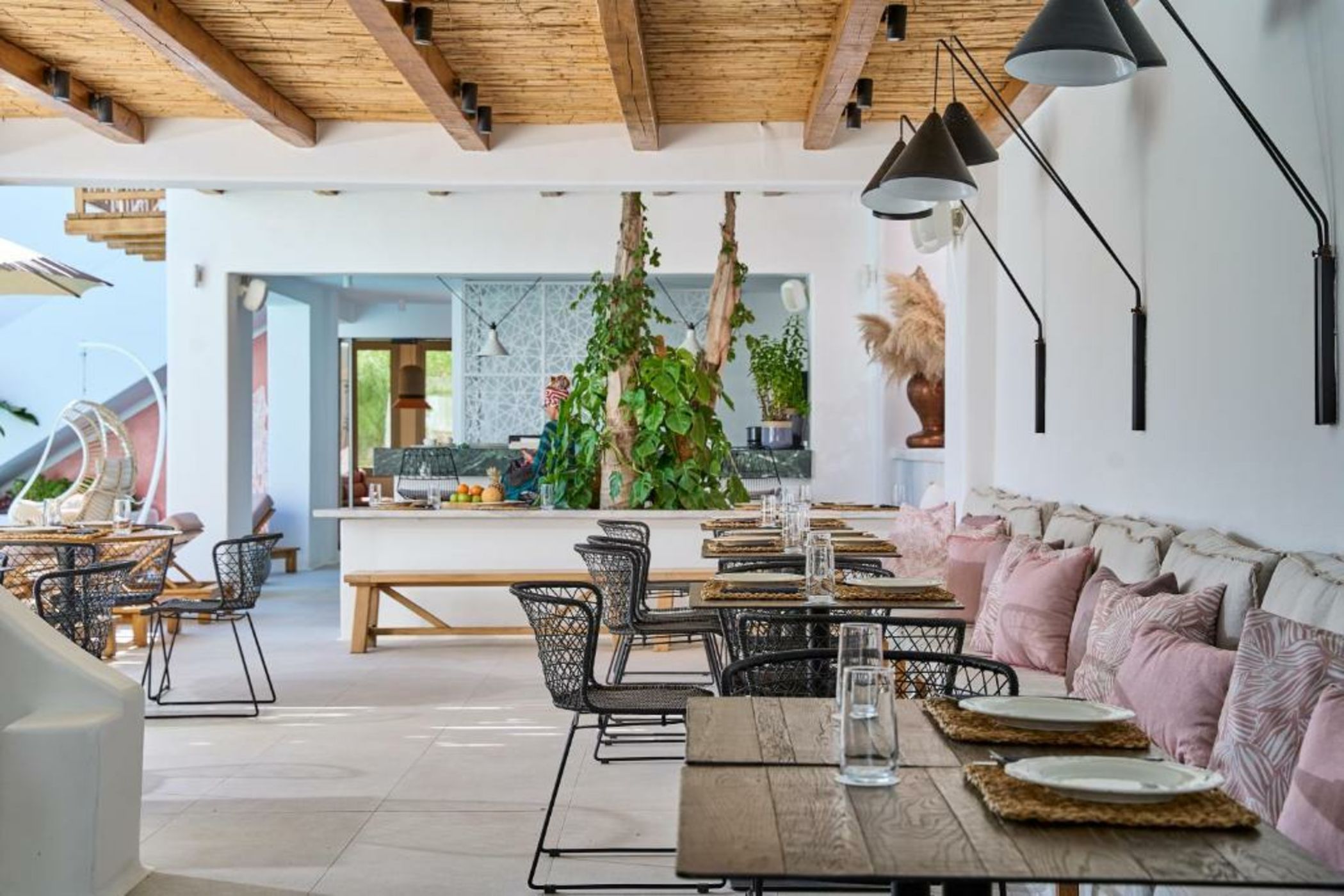 Adorno Beach Hotel and Suites