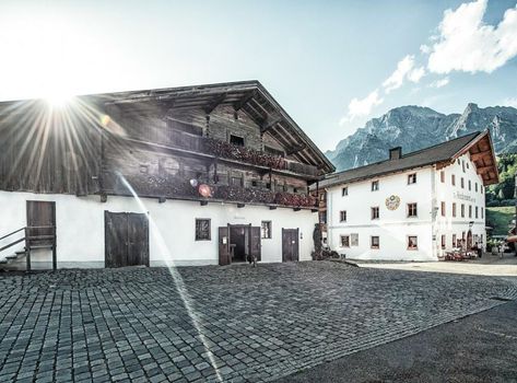 Hotel & Gourmetwirtshaus Kirchenwirt seit 1326