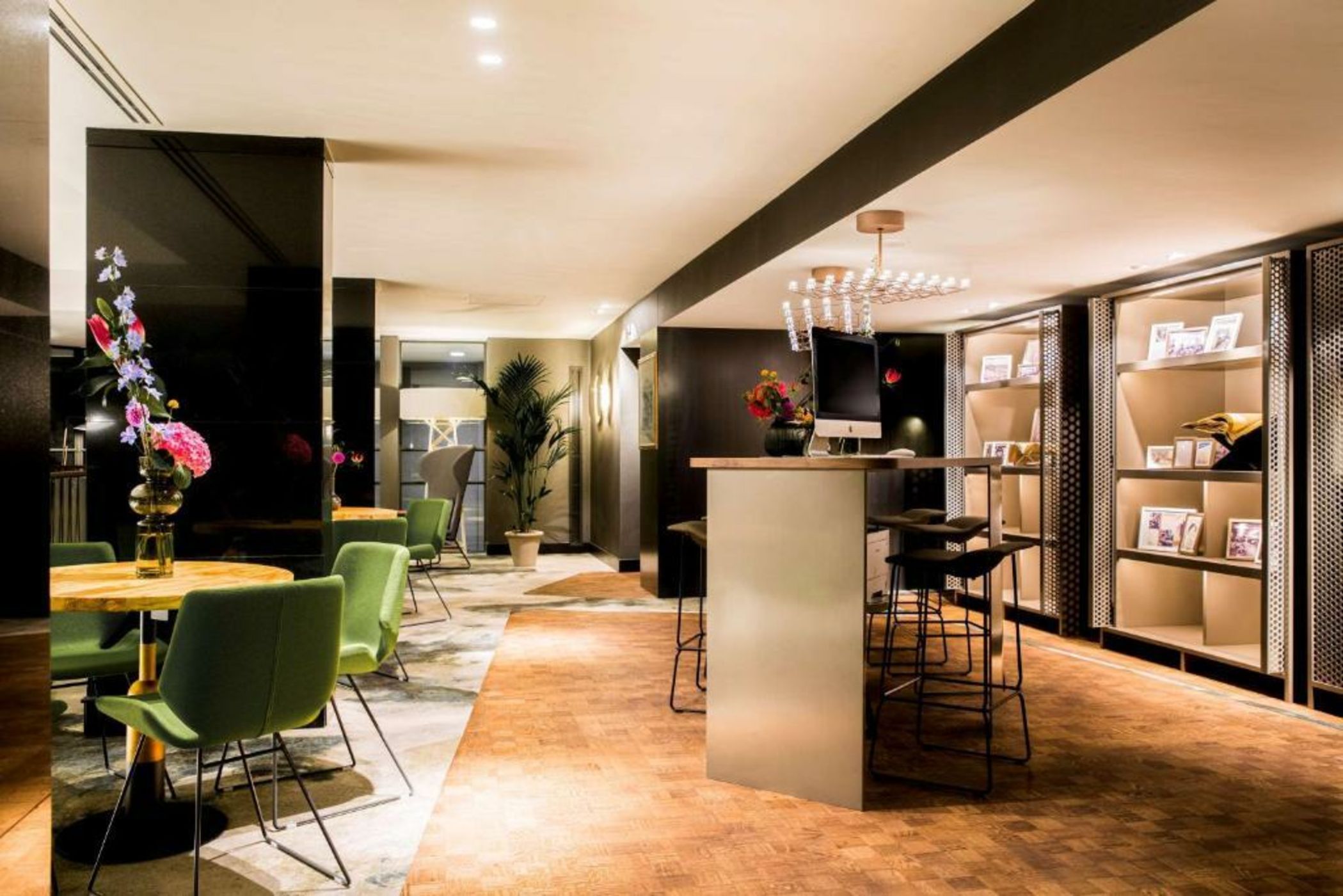 NH Collection Amsterdam Flower Market