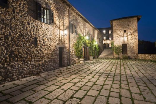 Castello di Viano