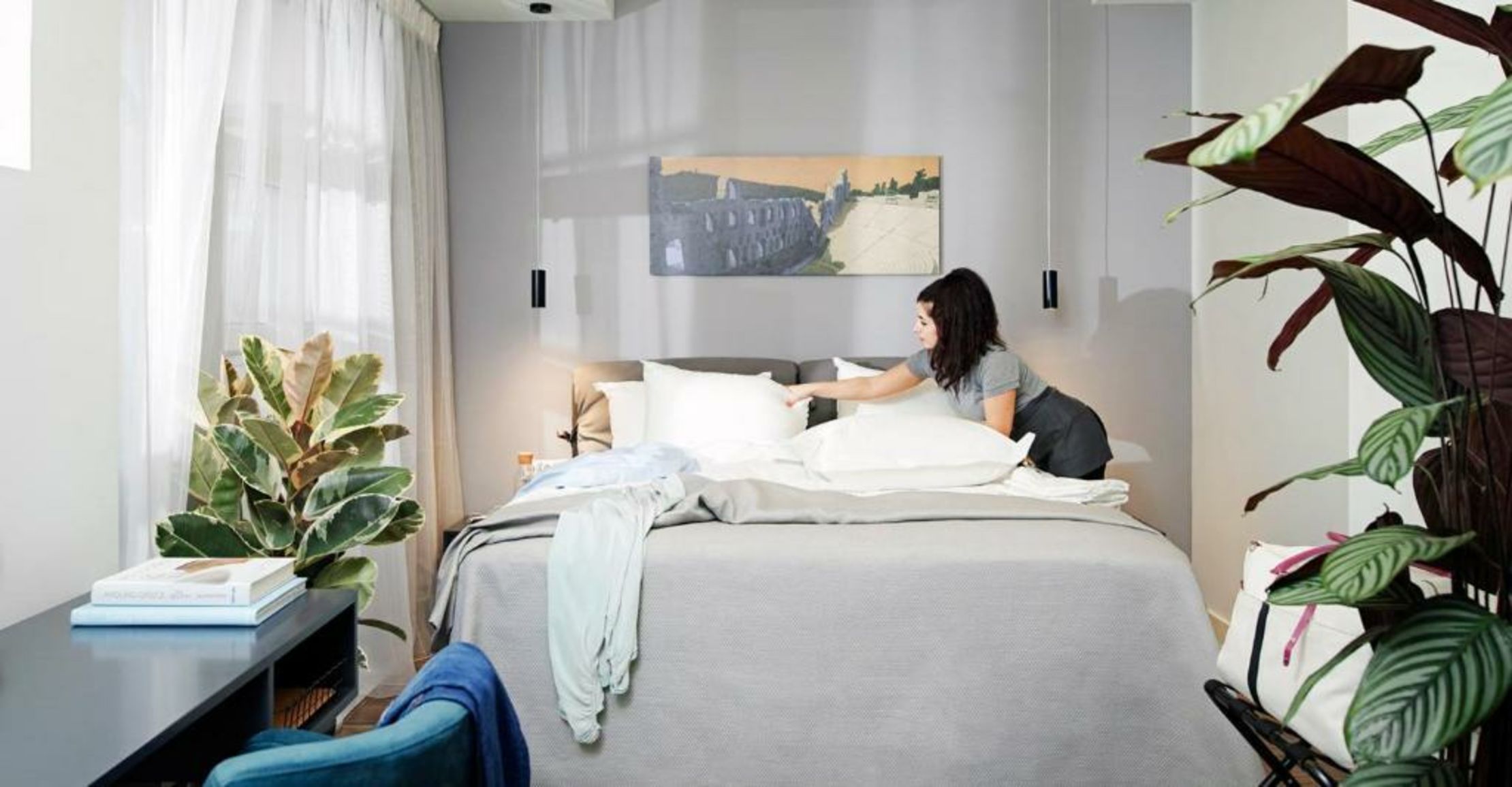 The Gem Society Hotel