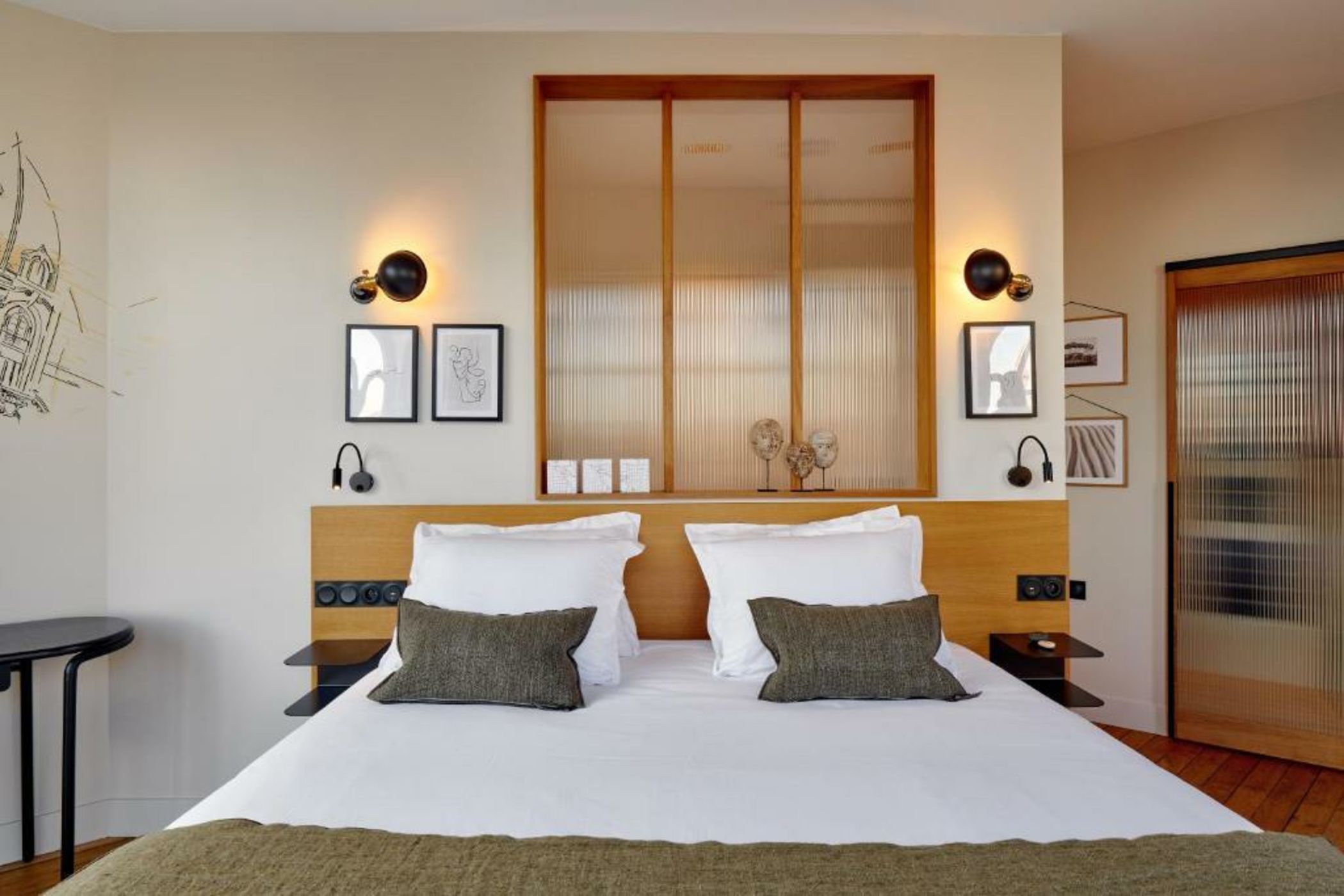 Tinah Paris, Réaumur - Montorgeuil