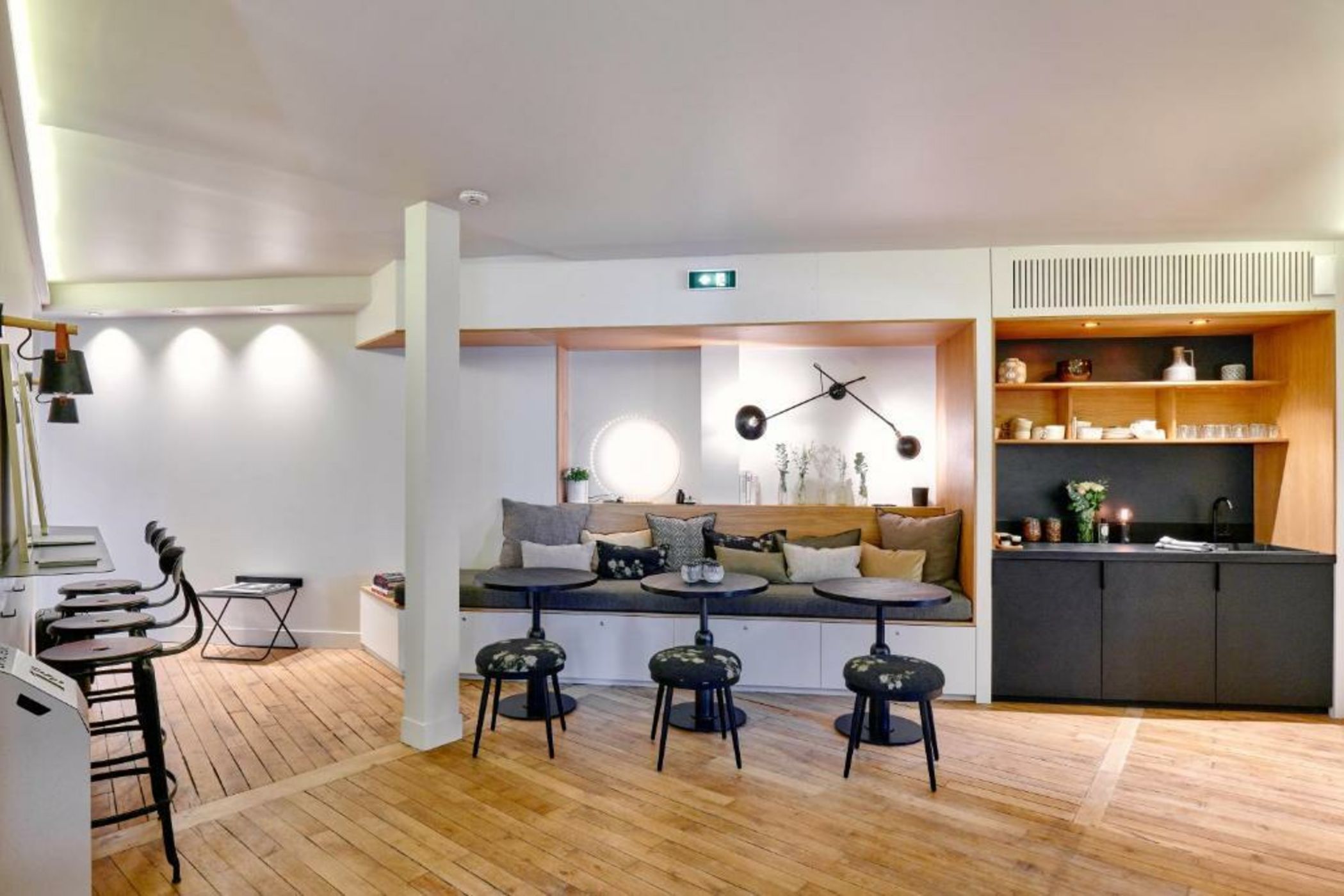 Tinah Paris, Réaumur - Montorgeuil