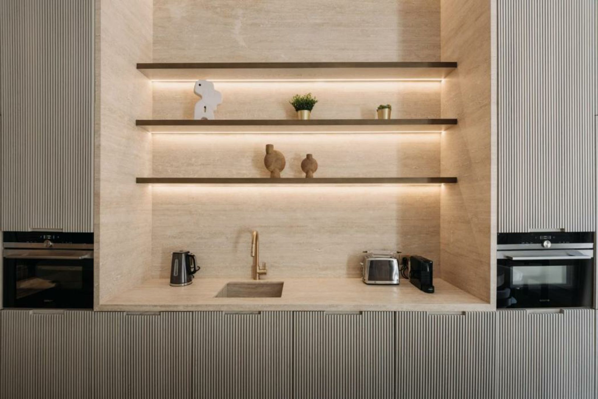 HIGHSTAY - Louvre - Serviced Apartments