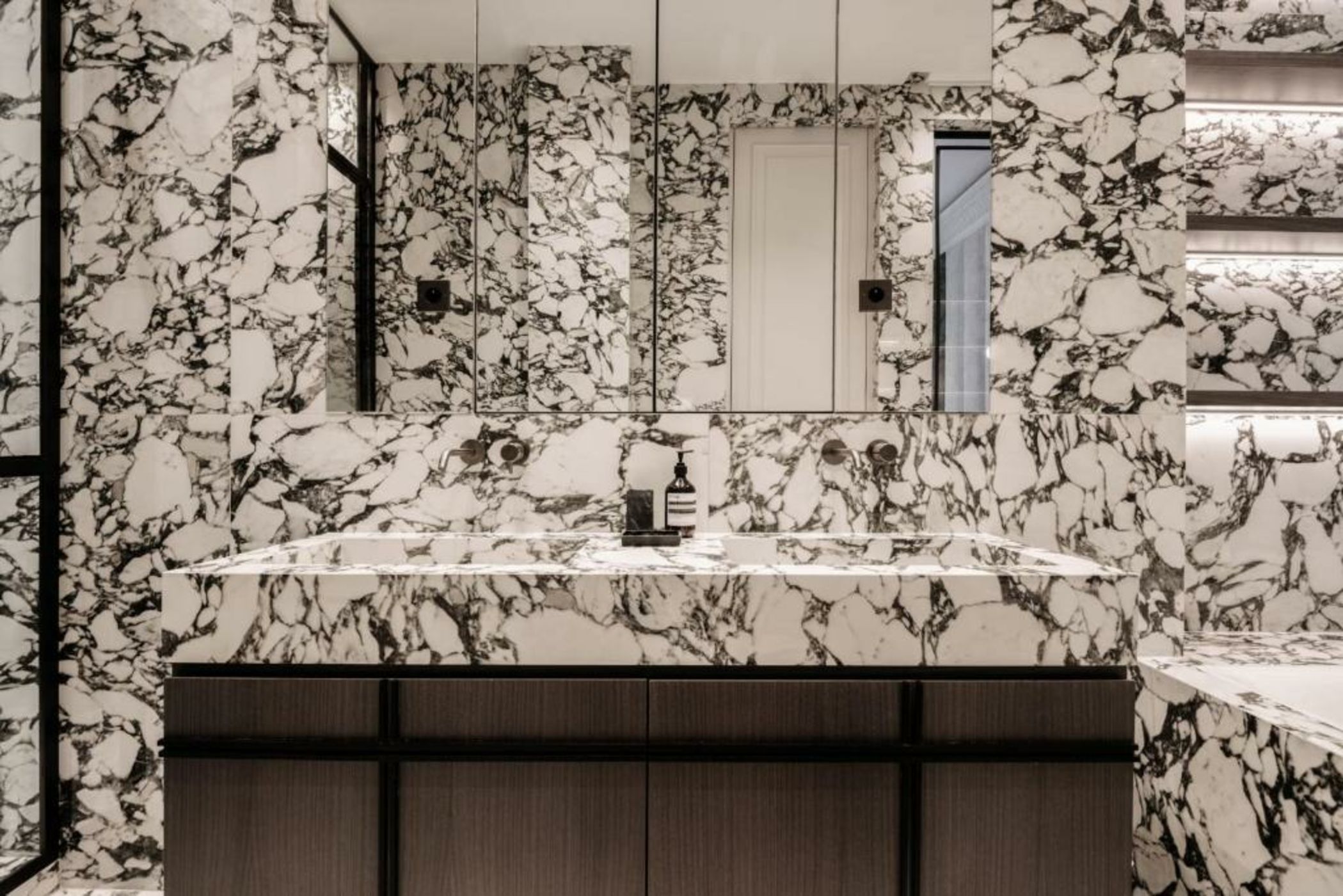 HIGHSTAY - Louvre - Serviced Apartments