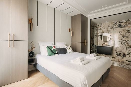HIGHSTAY - Champs-Elysées - Serviced Apartments