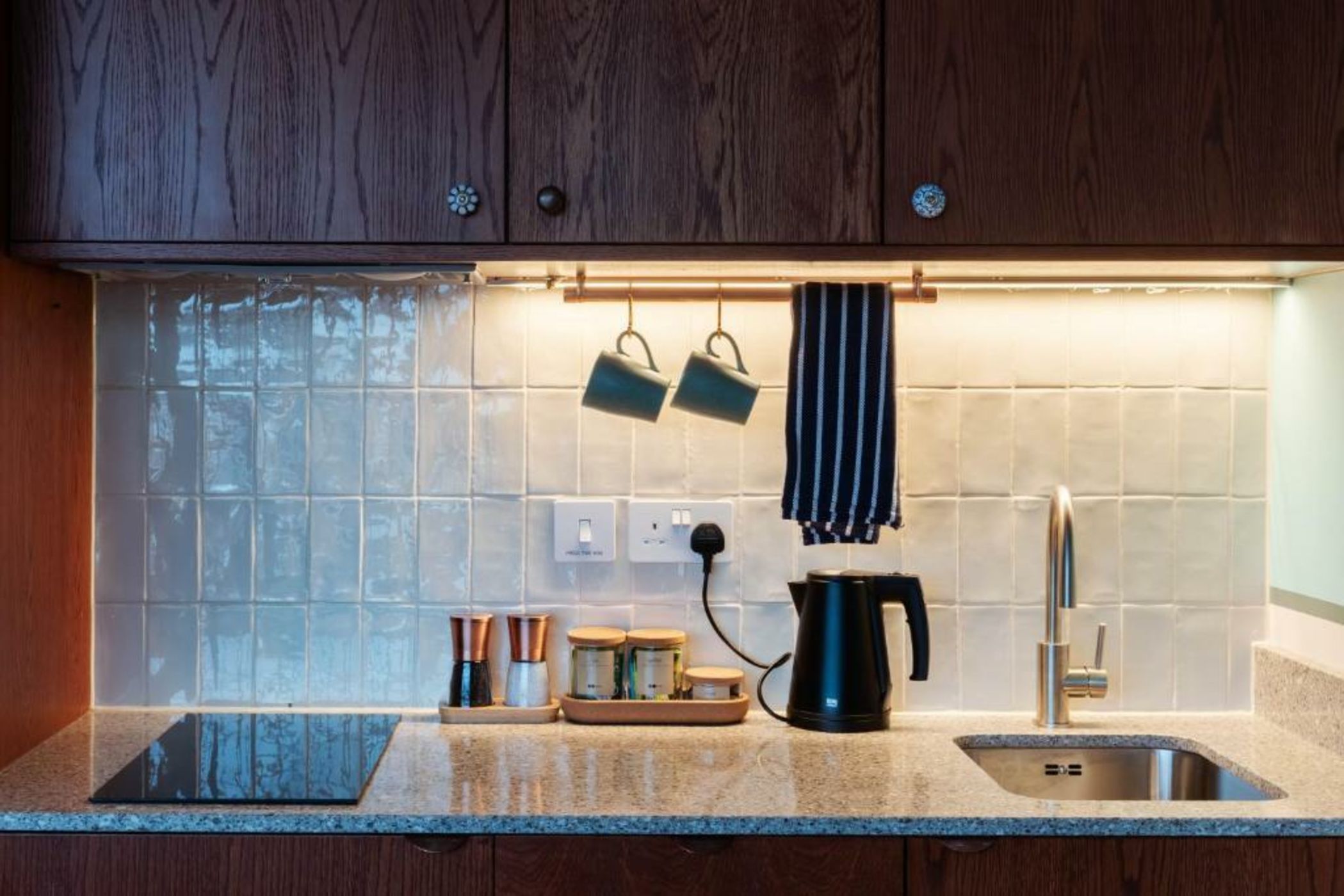 room2 Chiswick Hometel