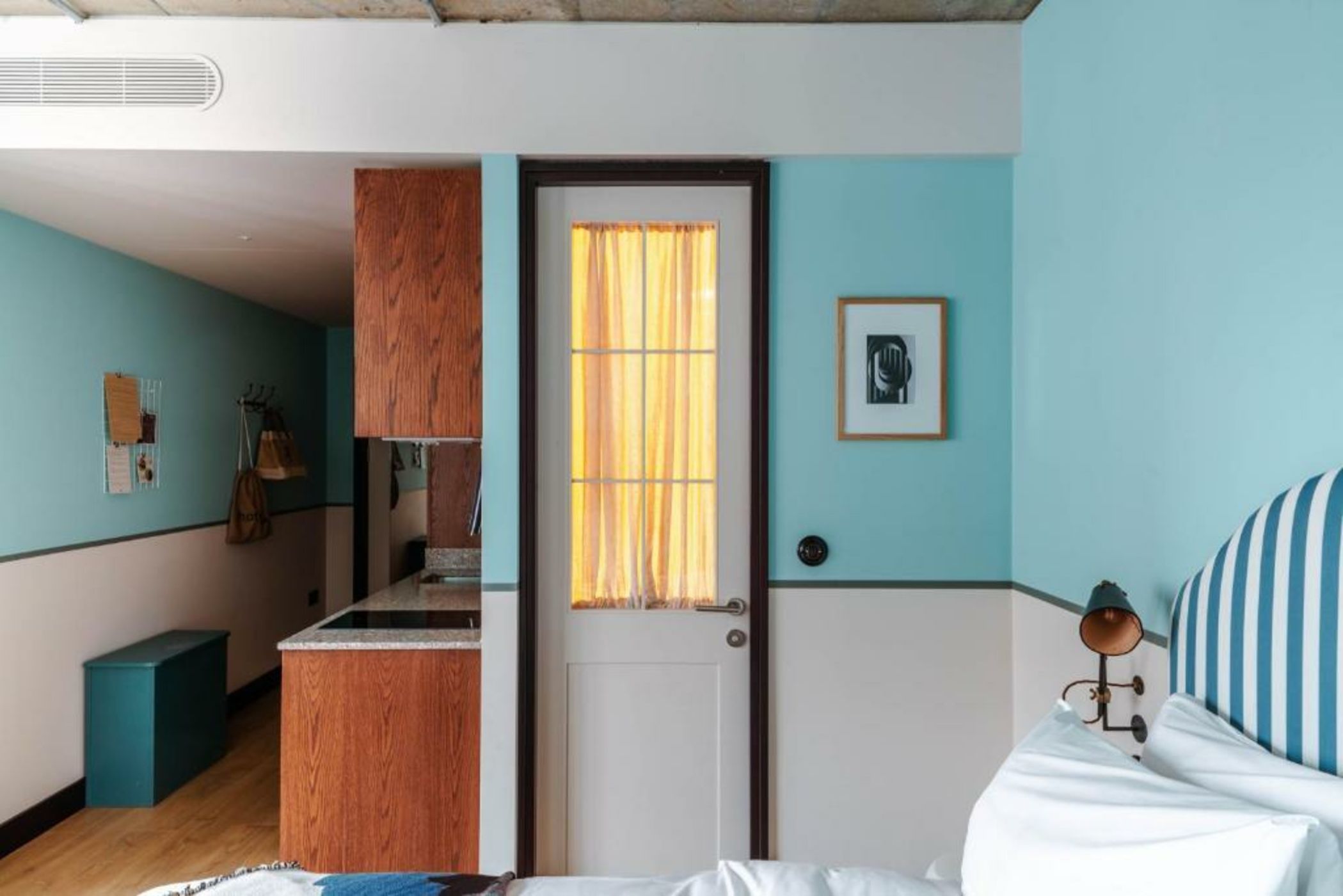 room2 Chiswick Hometel