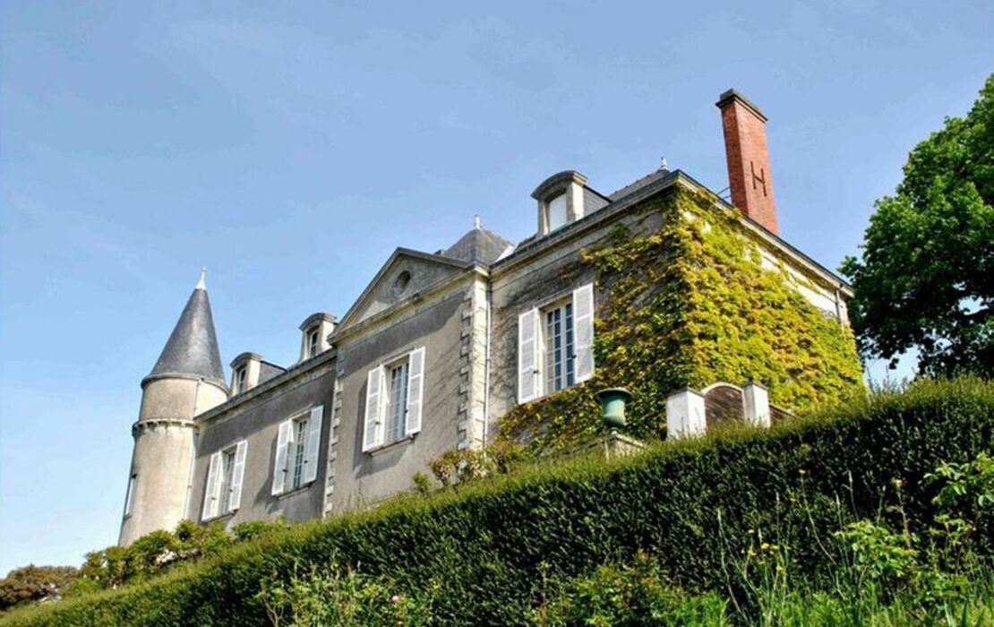 Château Haute Roche