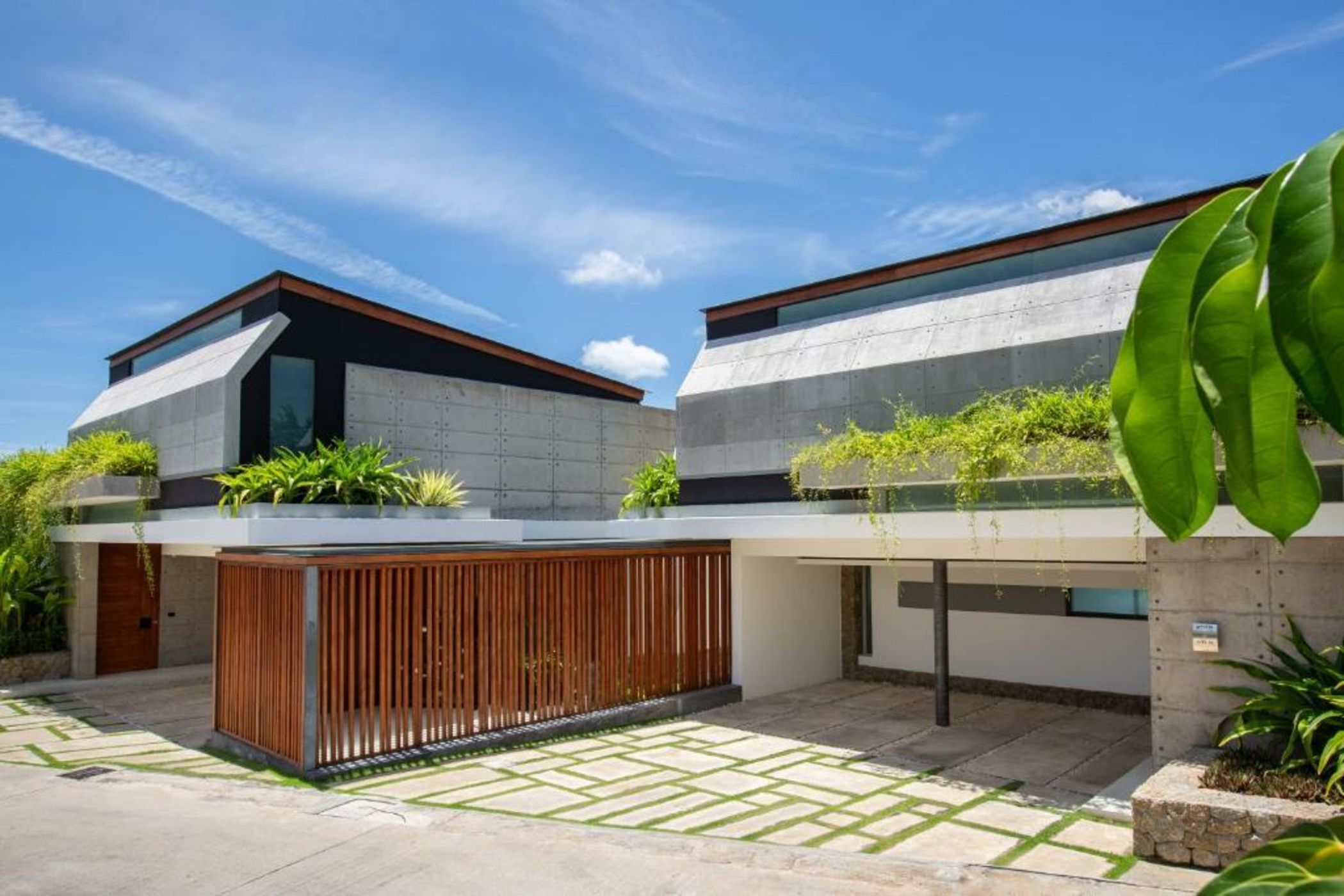 Kerem Luxury Beachfront Villas