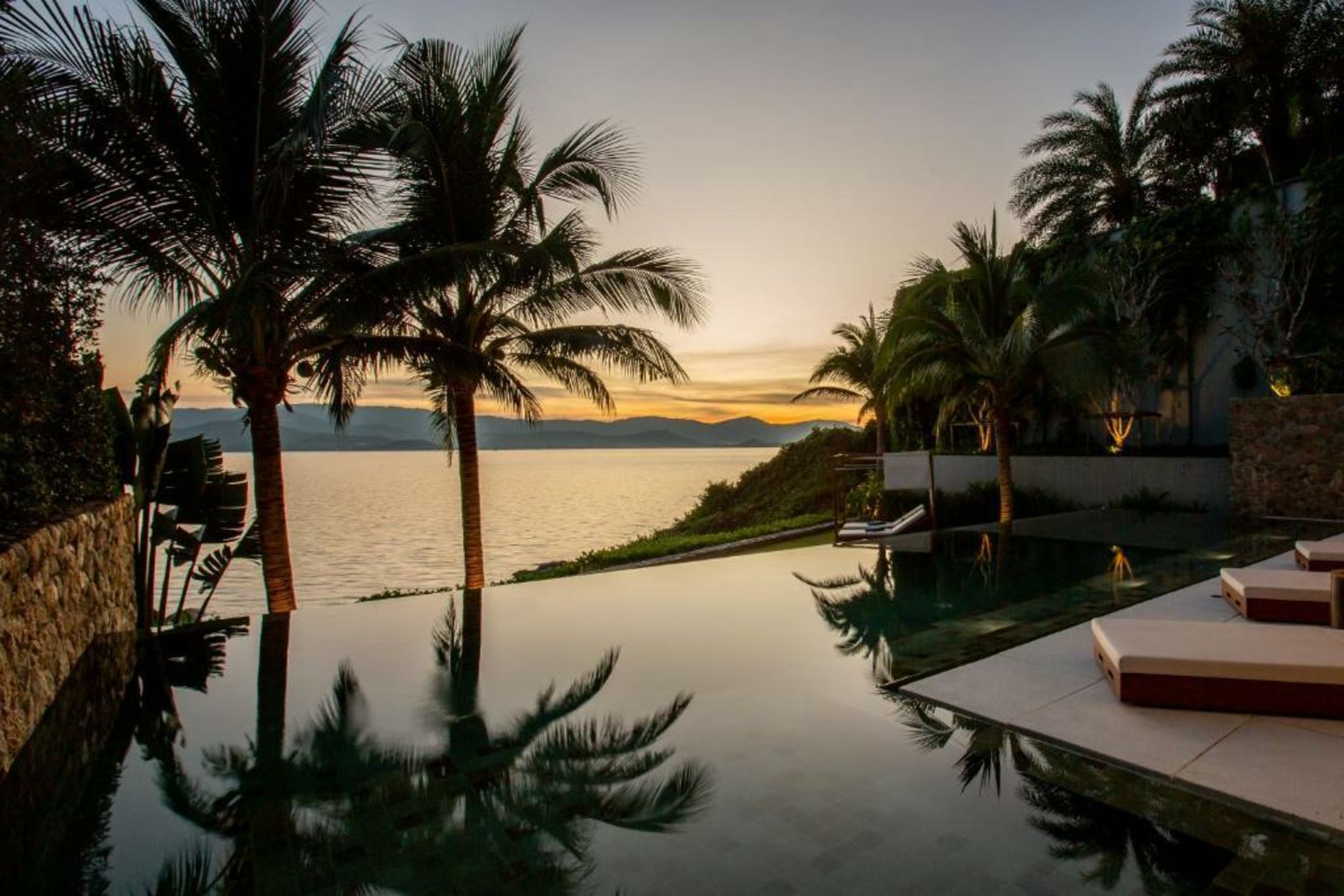 Kerem Luxury Beachfront Villas