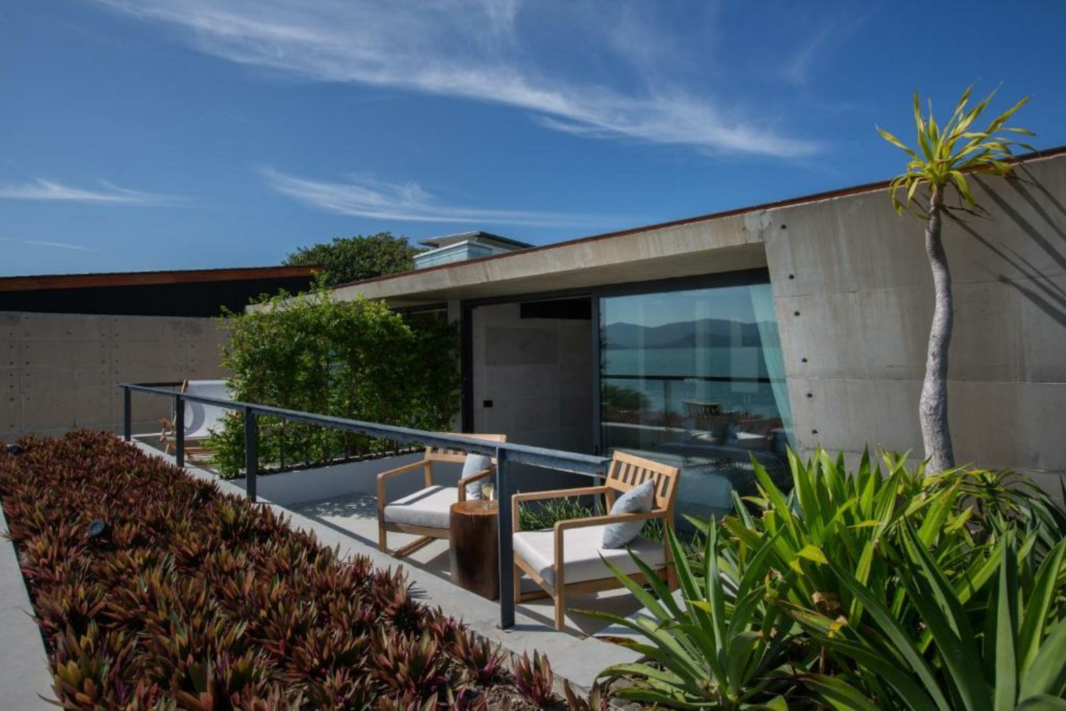 Kerem Luxury Beachfront Villas