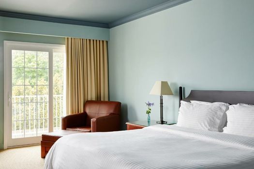 The Harbor Front Inn