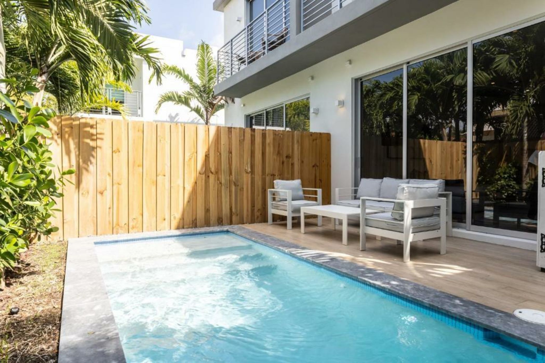 The Modernista 1 - Luxury Villa with Private Pool