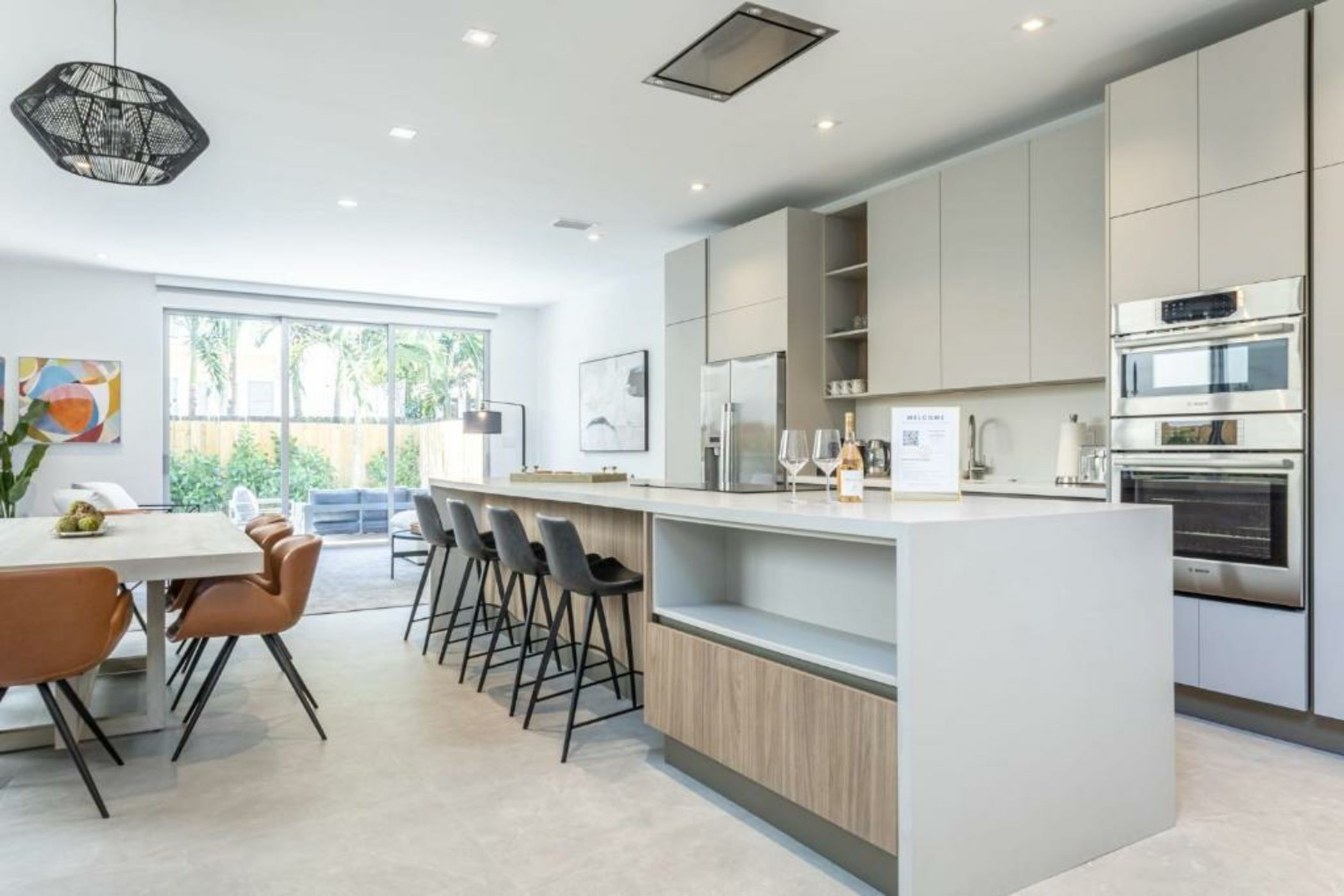 The Modernista 1 - Luxury Villa with Private Pool