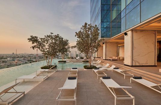 Eastin Grand Hotel Phayathai