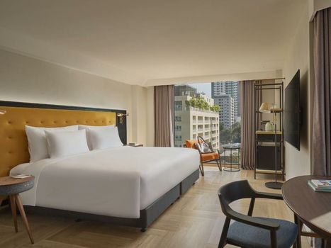 Public House Hotel - Sukhumvit 31