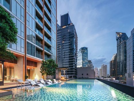 Oakwood Suites Bangkok