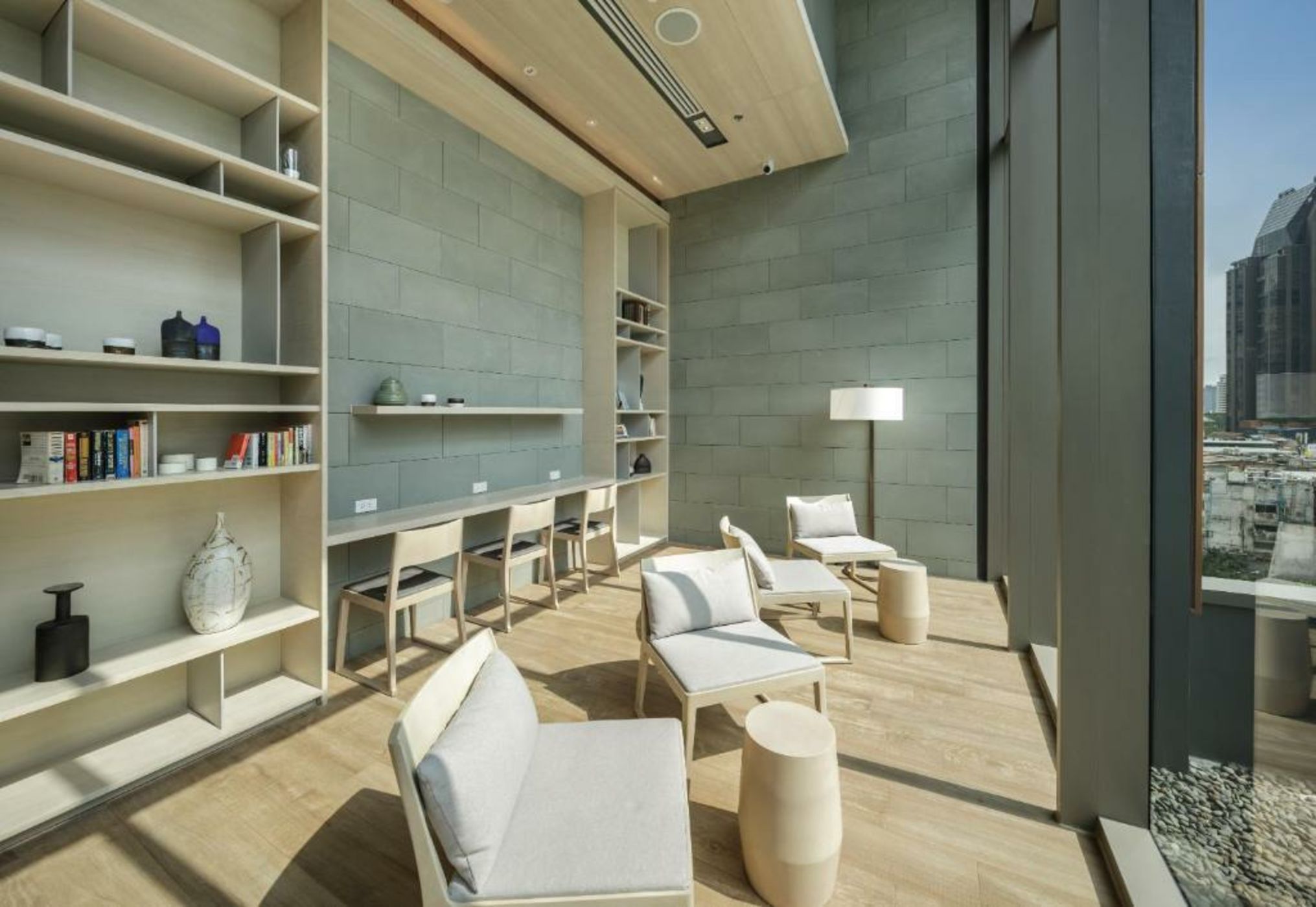 Oakwood Suites Bangkok