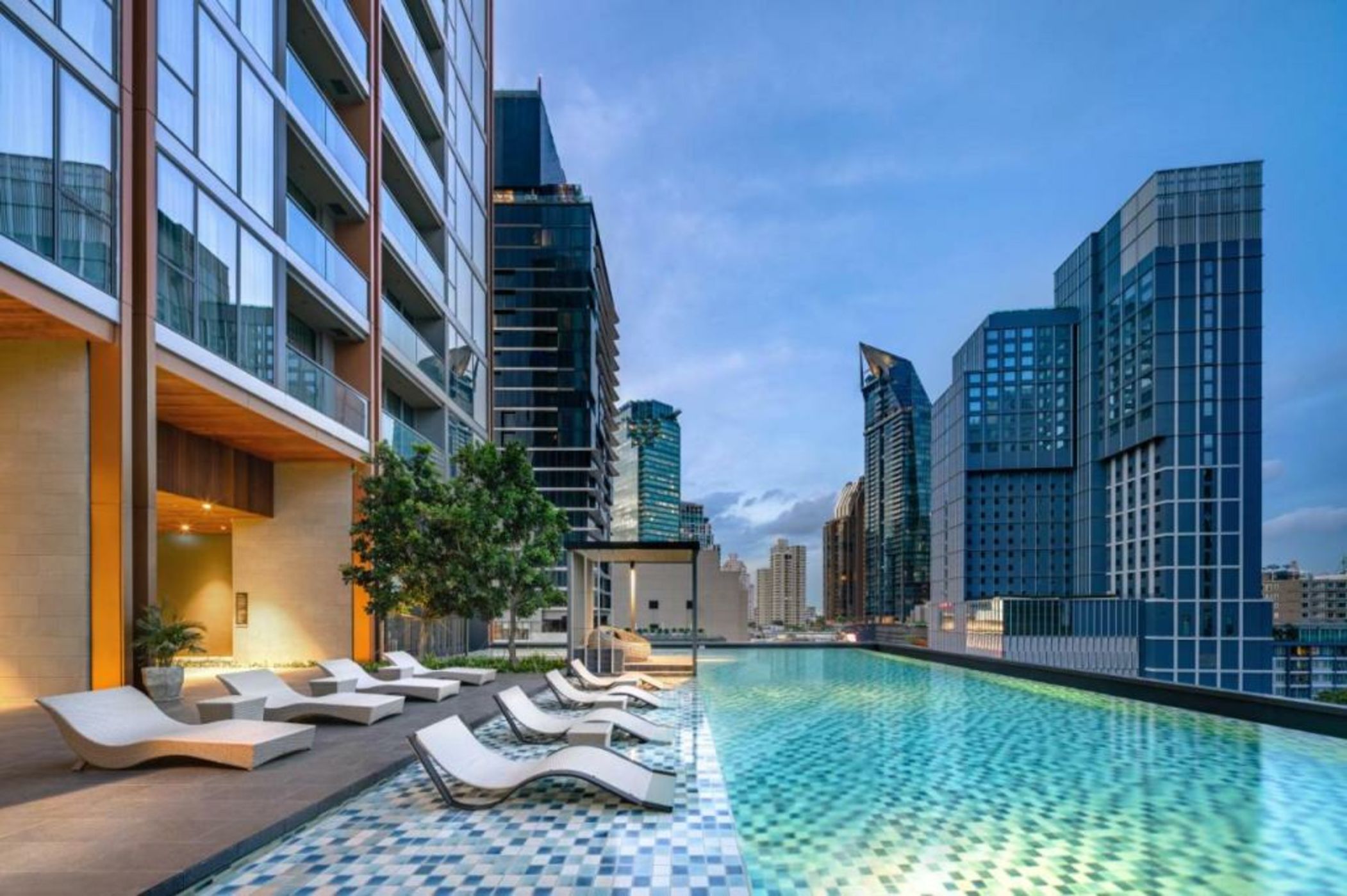 Oakwood Suites Bangkok
