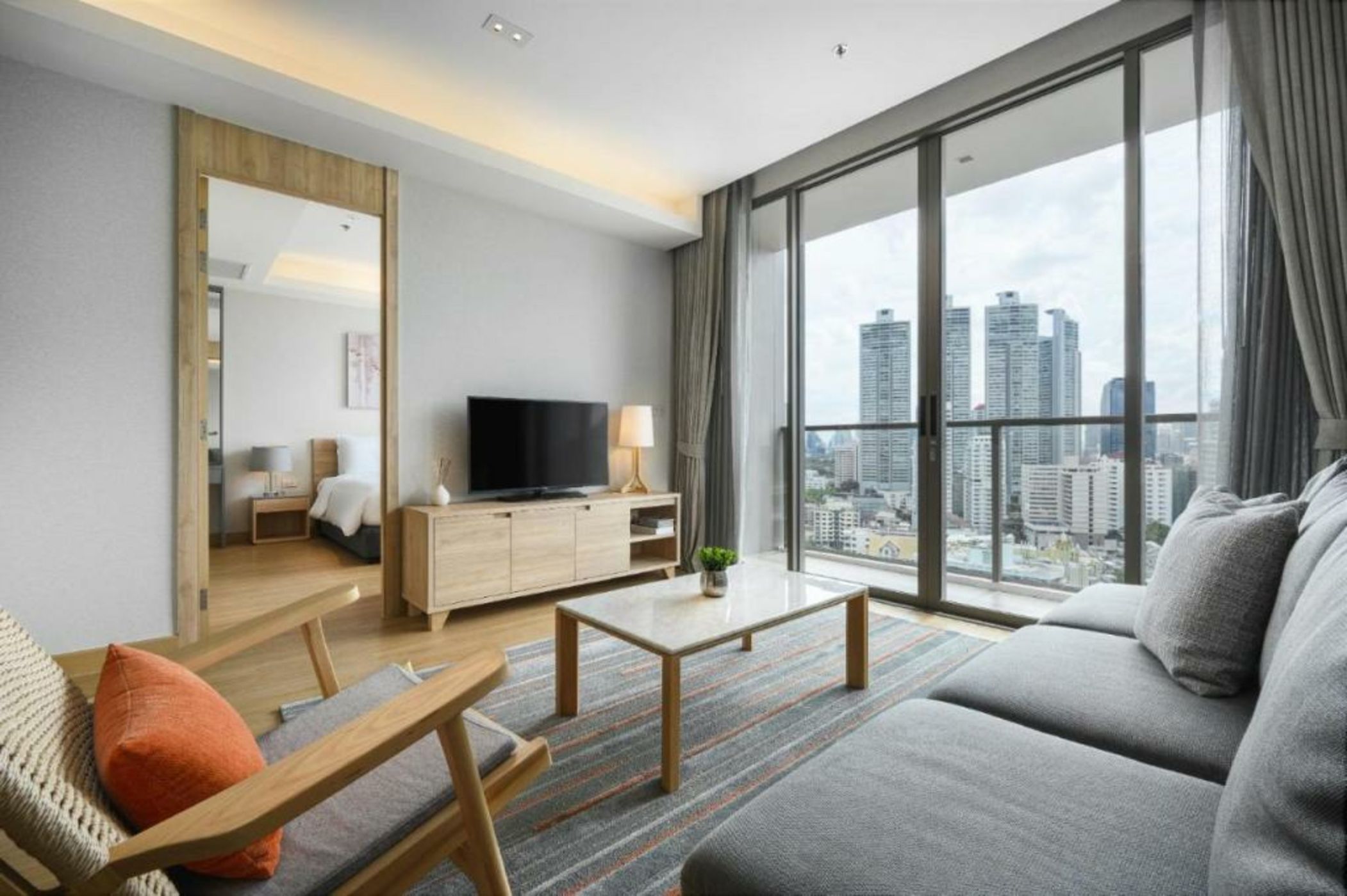 Oakwood Suites Bangkok