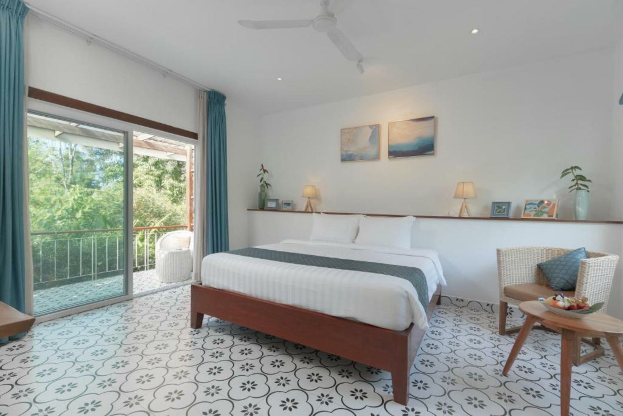 La Passion by Achariyak