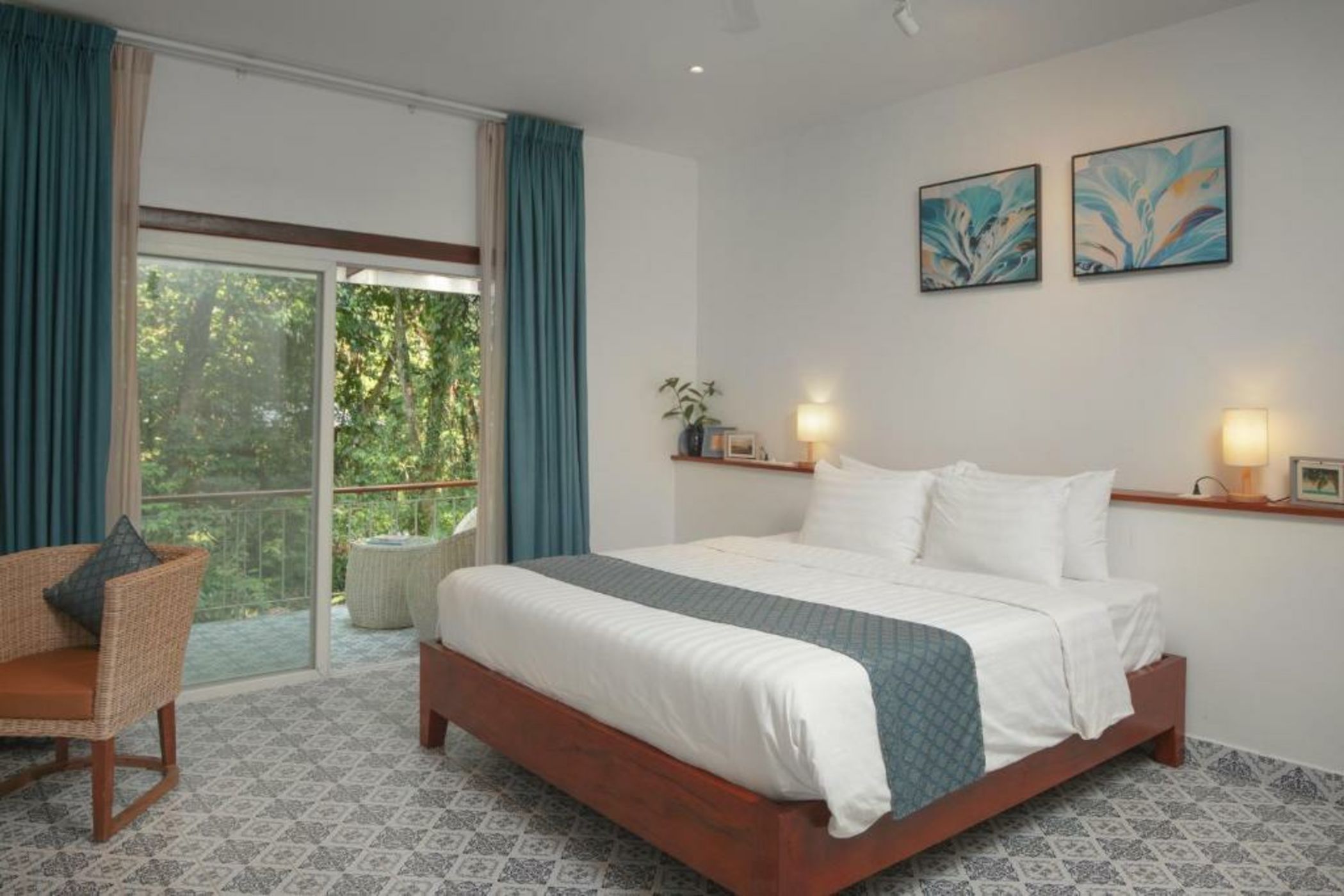 La Passion by Achariyak