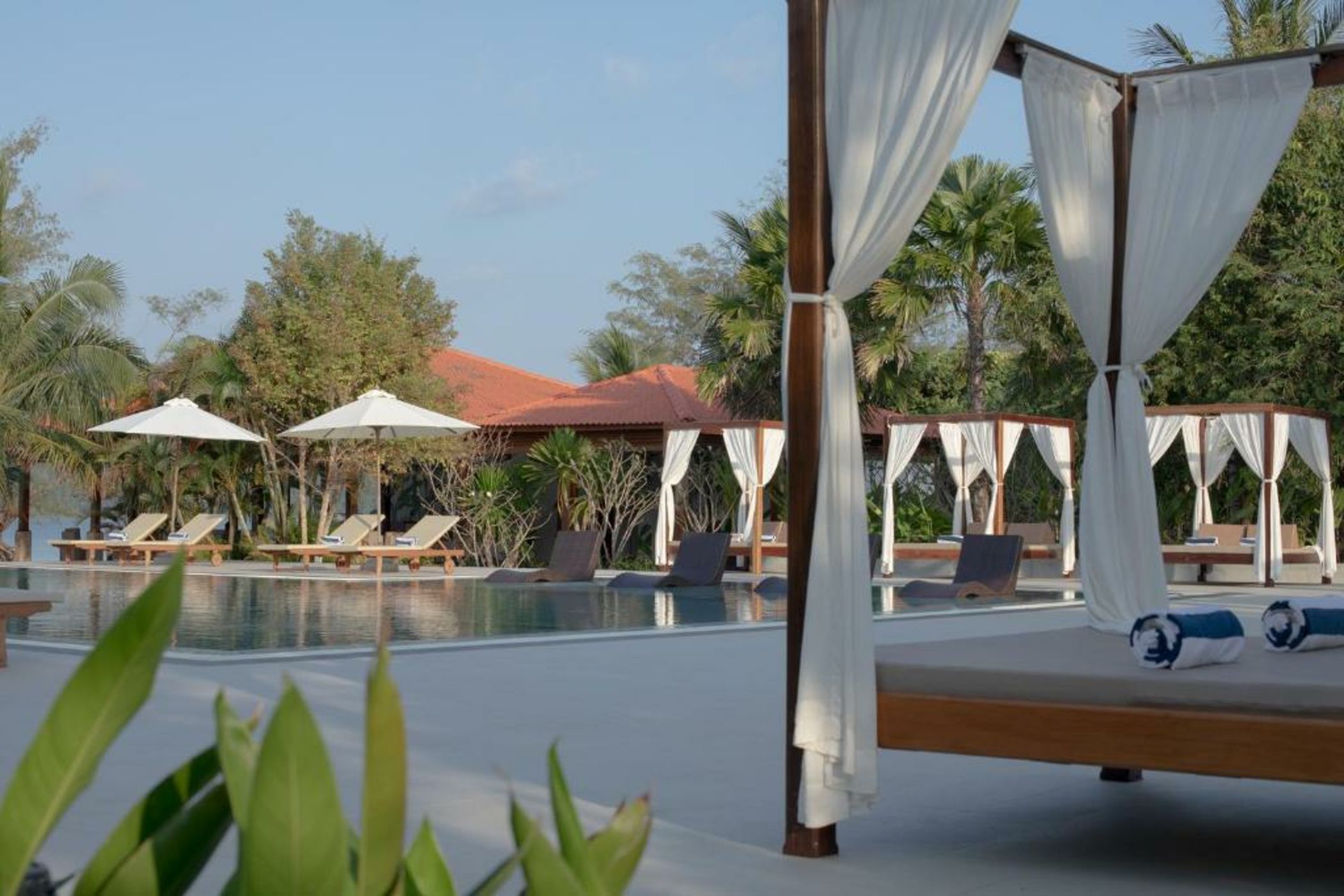 La Passion by Achariyak