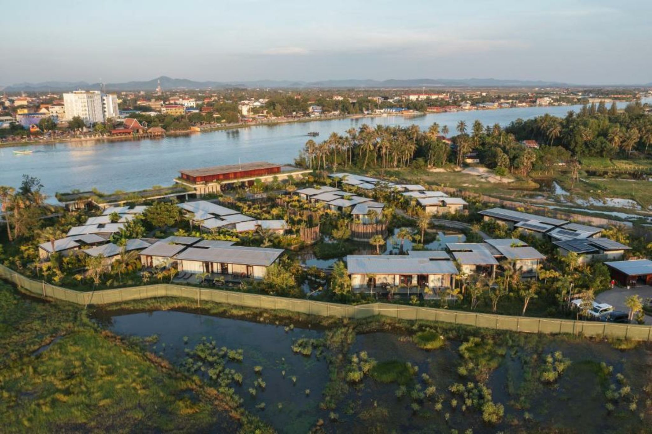 Amber Kampot by Pramana