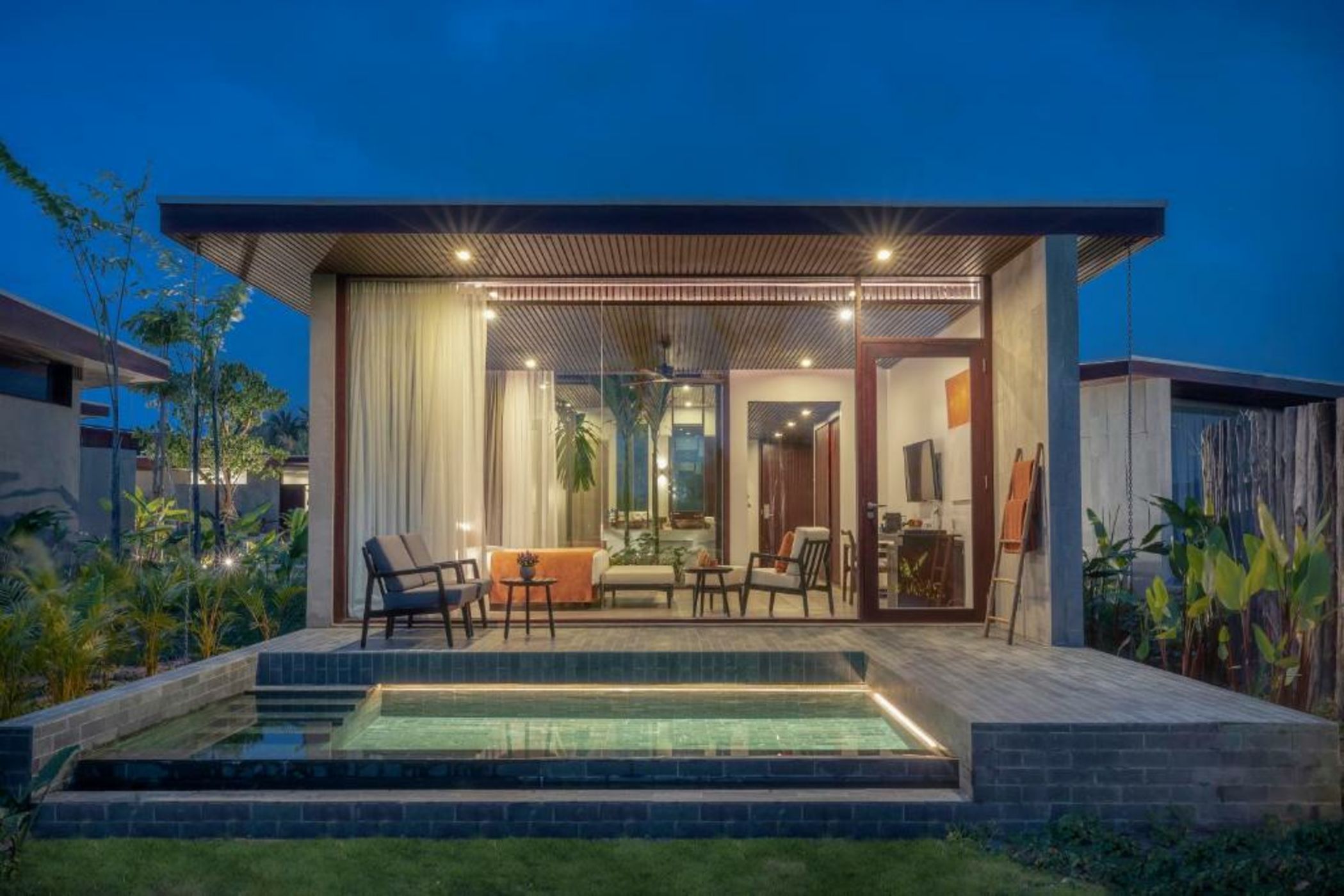 Amber Kampot by Pramana