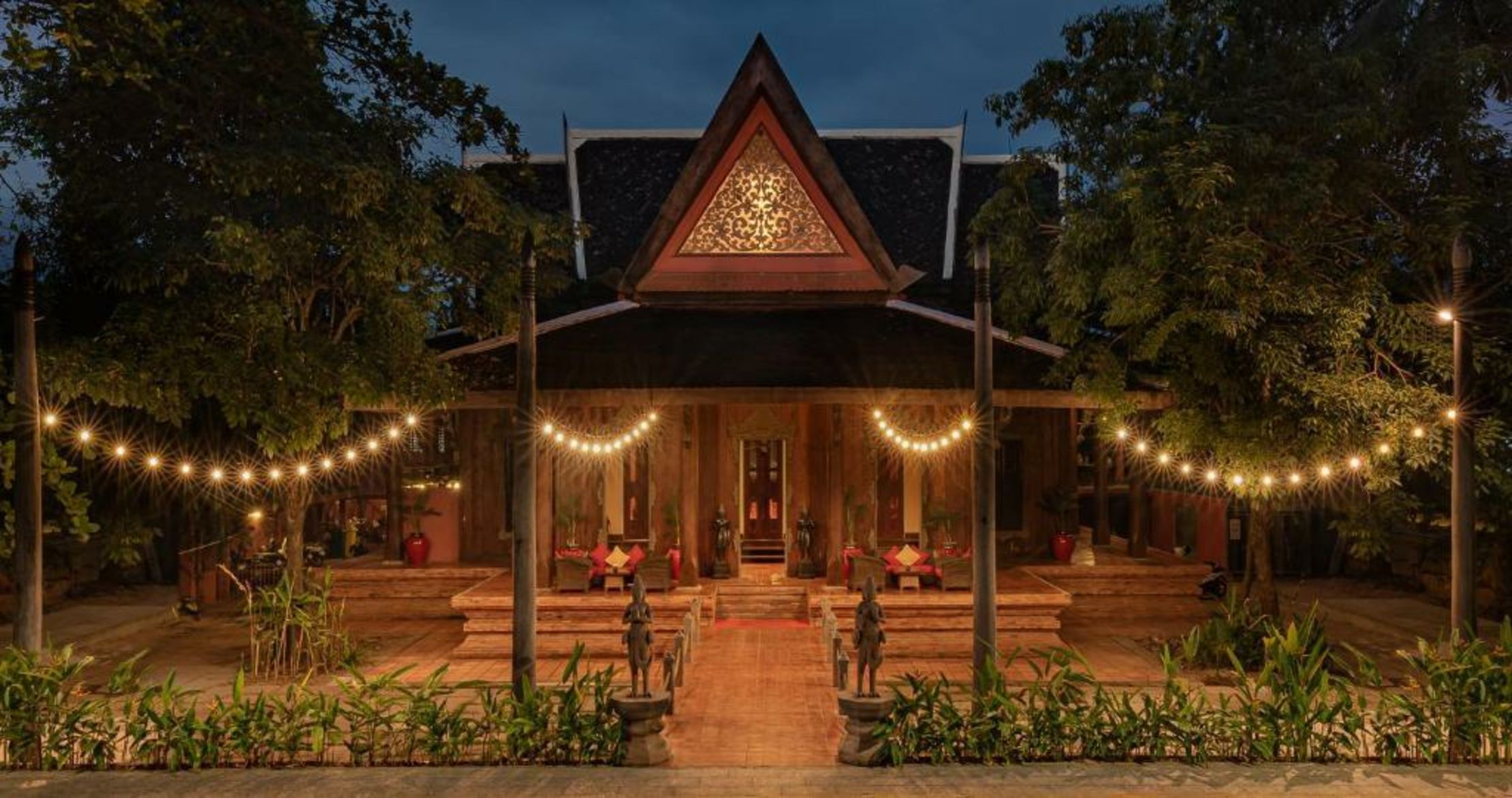Angkor Village Hotel