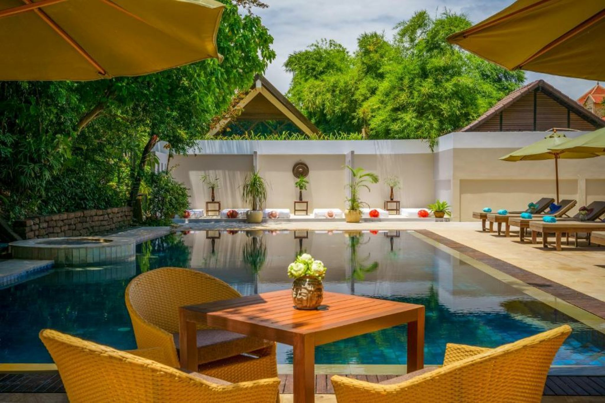 Heritage Suites Hotel