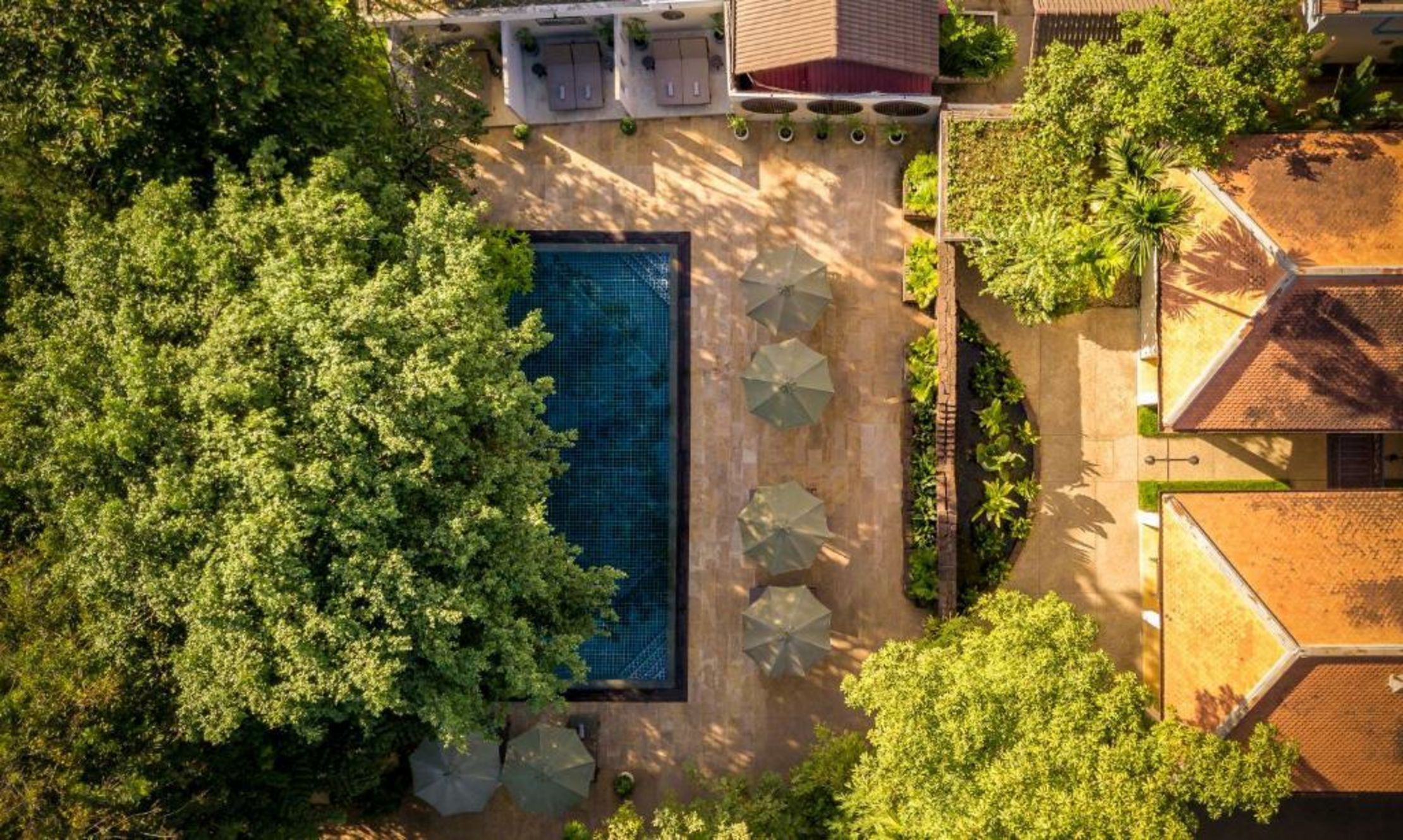 Heritage Suites Hotel