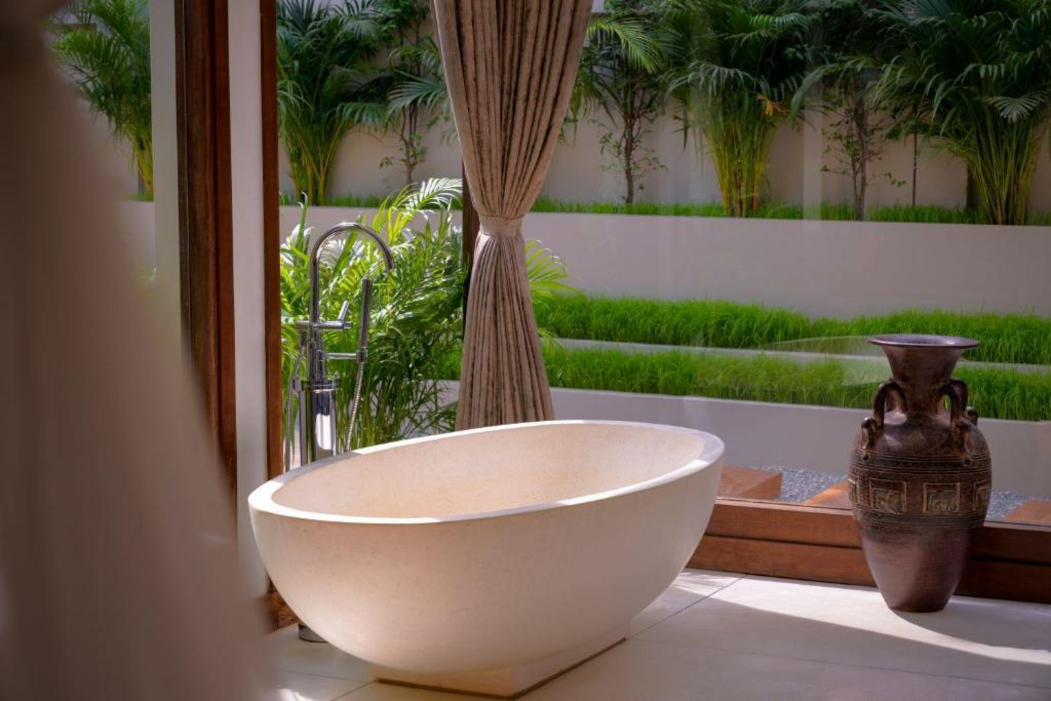 Heritage Suites Hotel