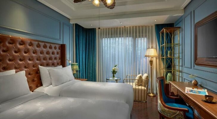 Peridot Grand Luxury Boutique Hotel