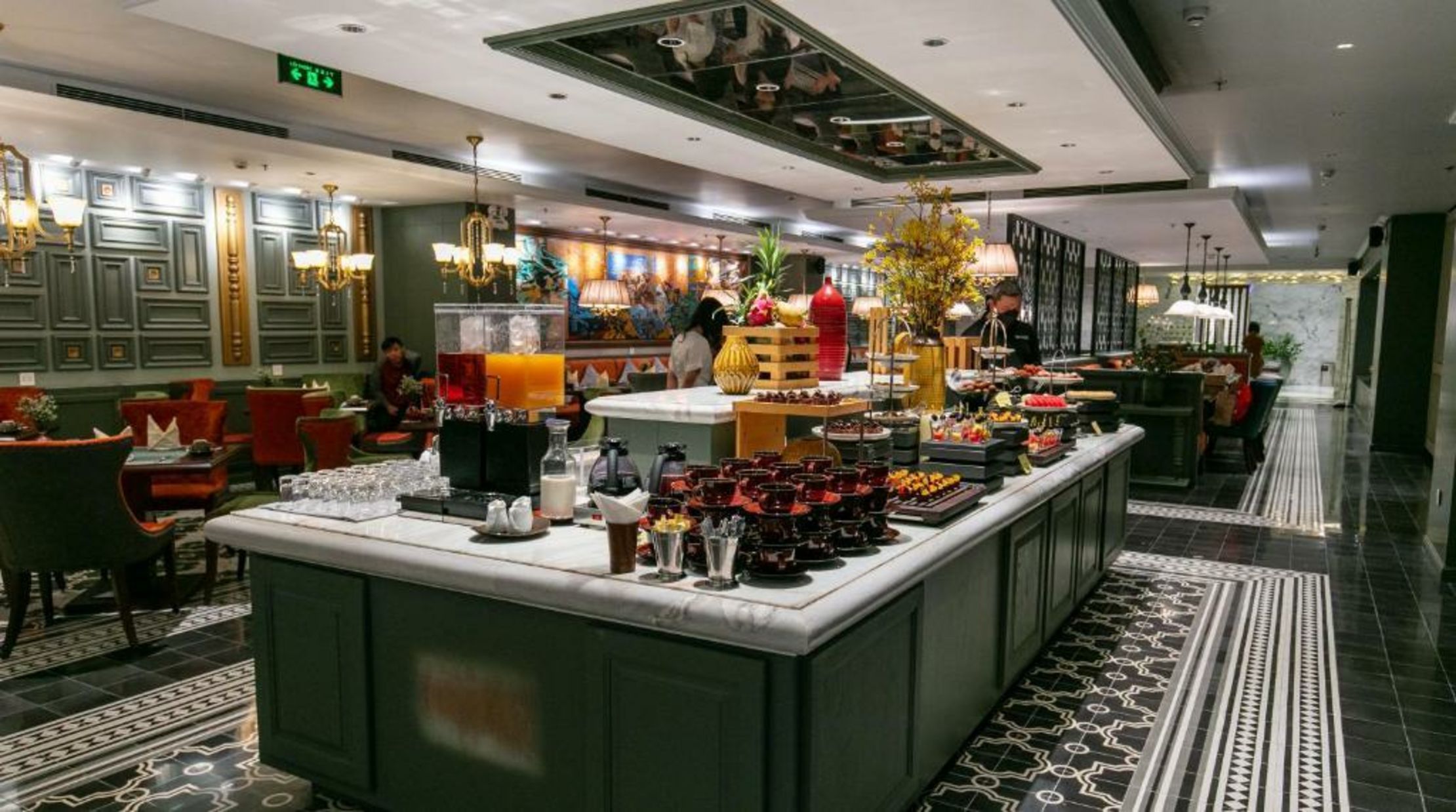 Peridot Grand Luxury Boutique Hotel