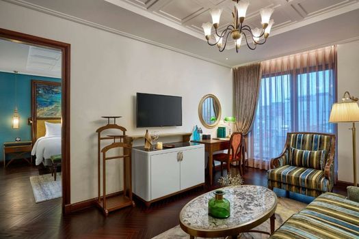 Peridot Grand Luxury Boutique Hotel