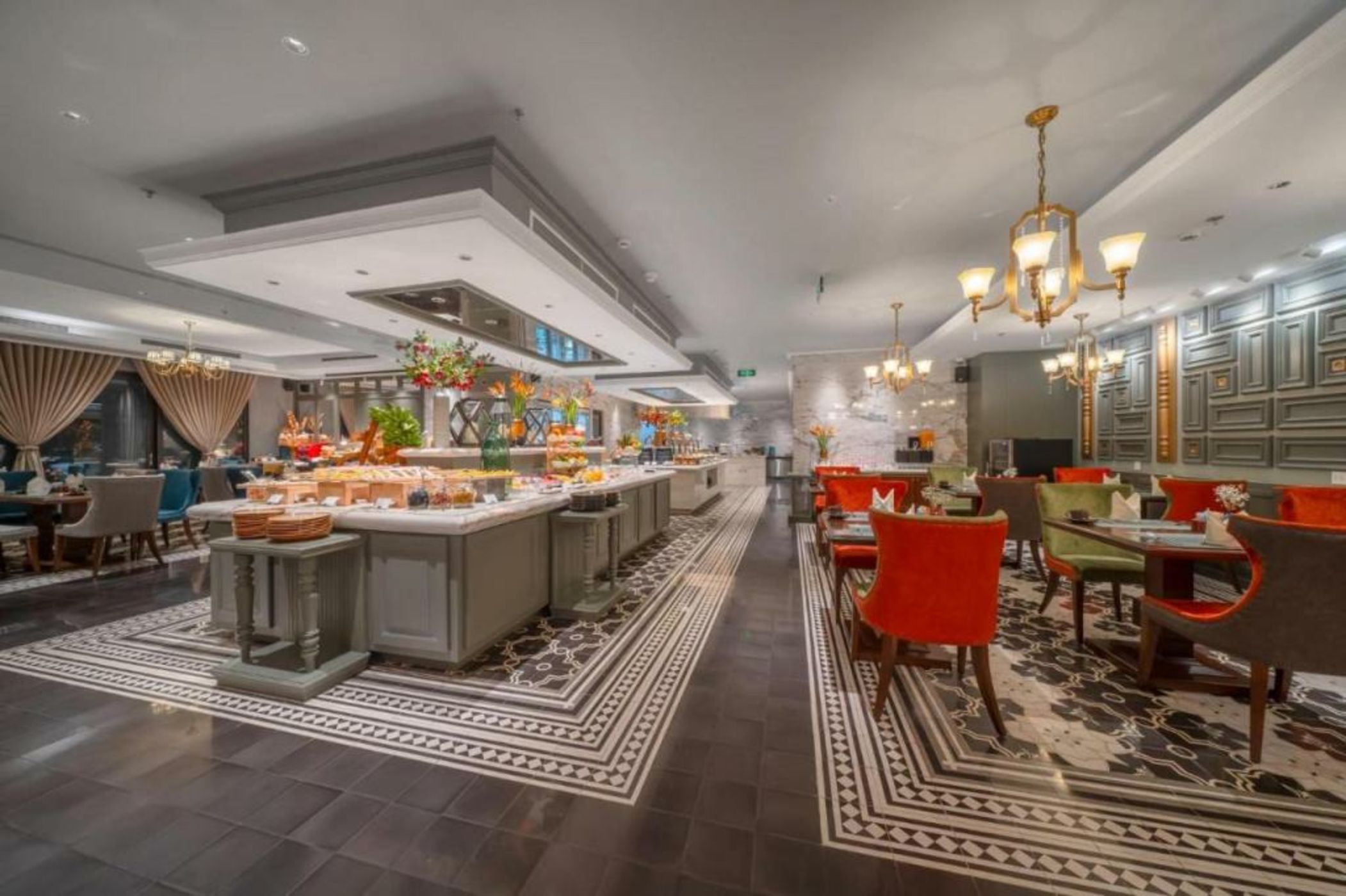 Peridot Grand Luxury Boutique Hotel
