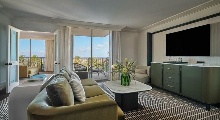 Pendry Newport Beach