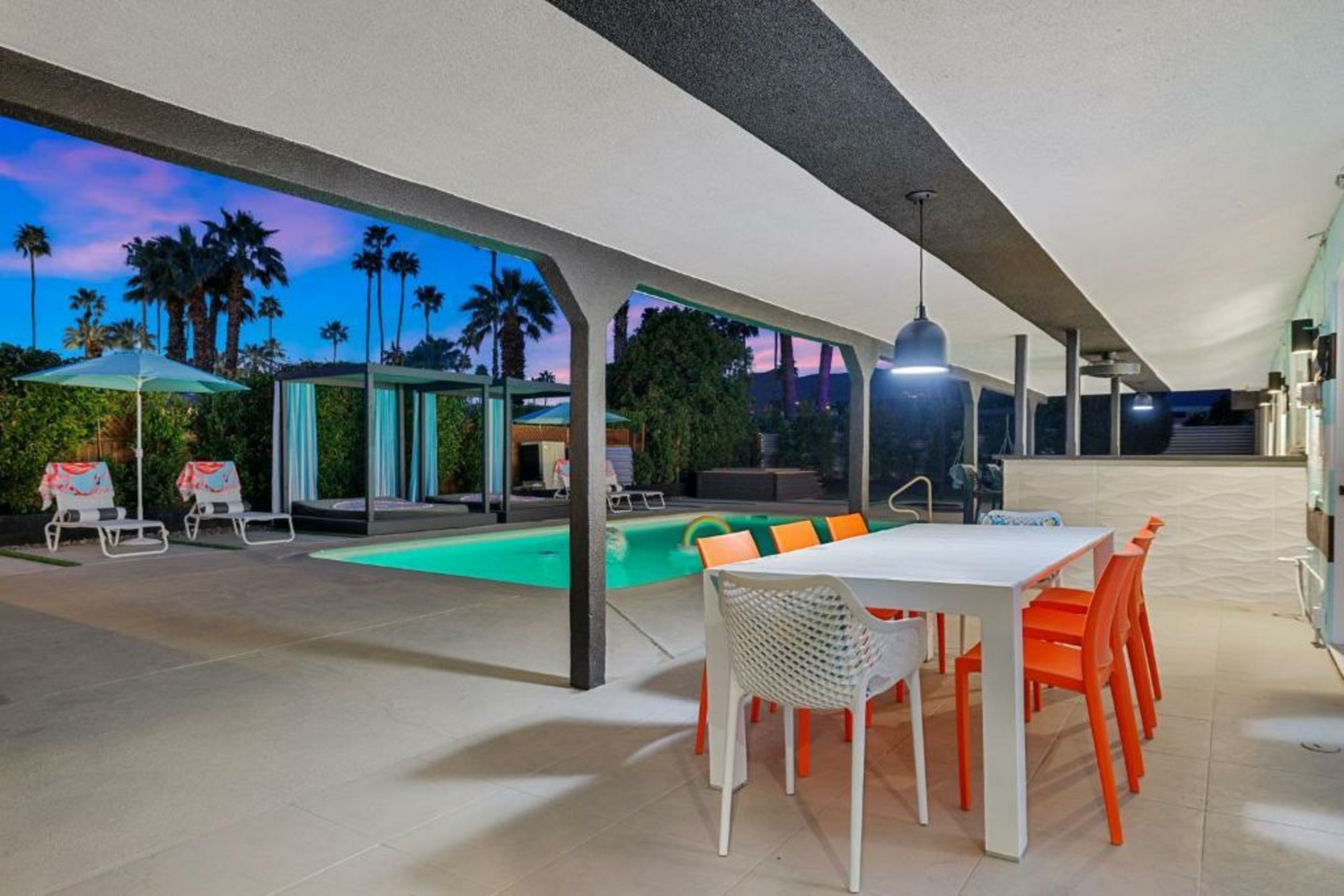 The Ritz - Luxury Home with Pool & Speakeasy Bar