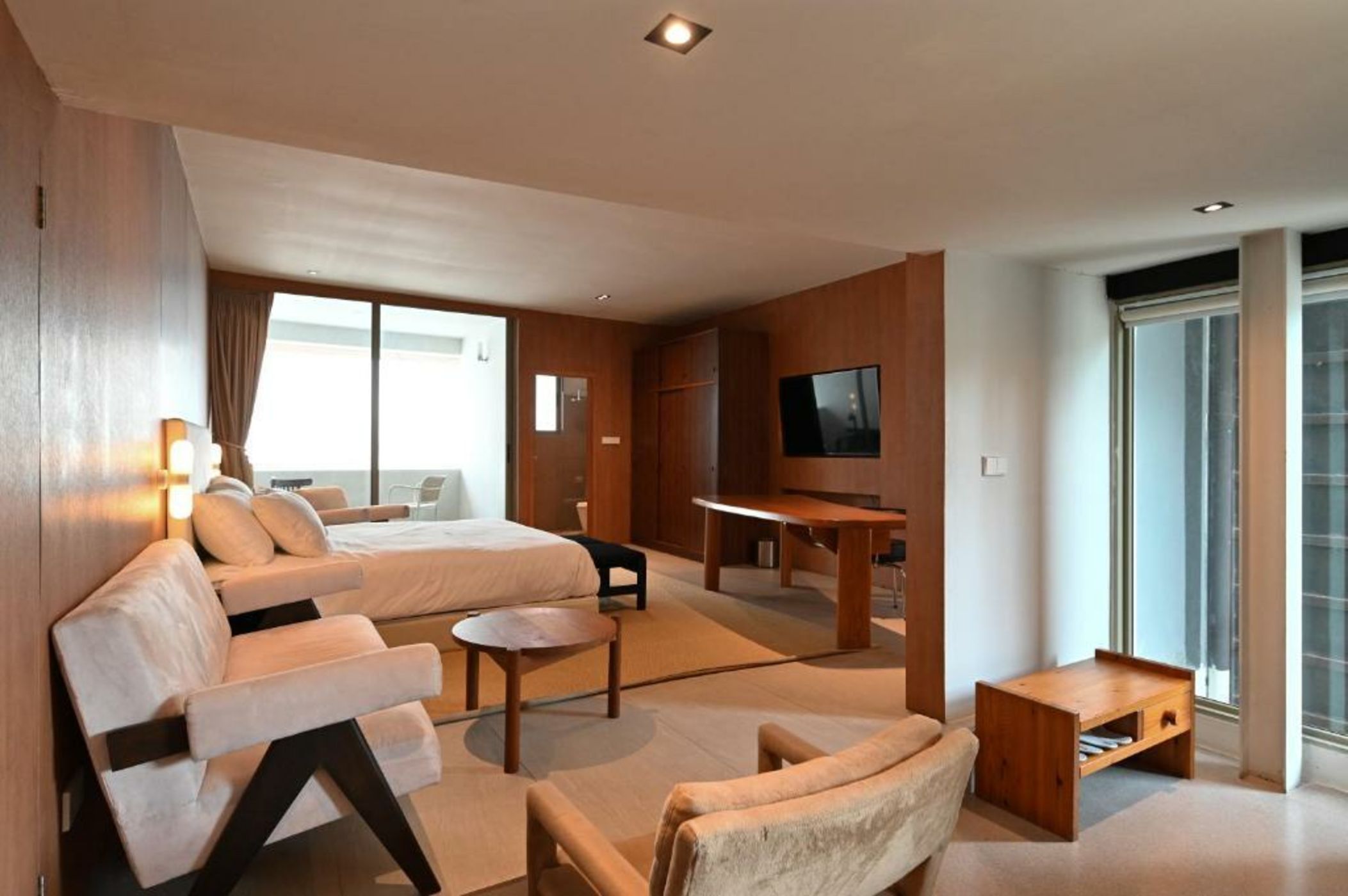 Roam at Balance Suites