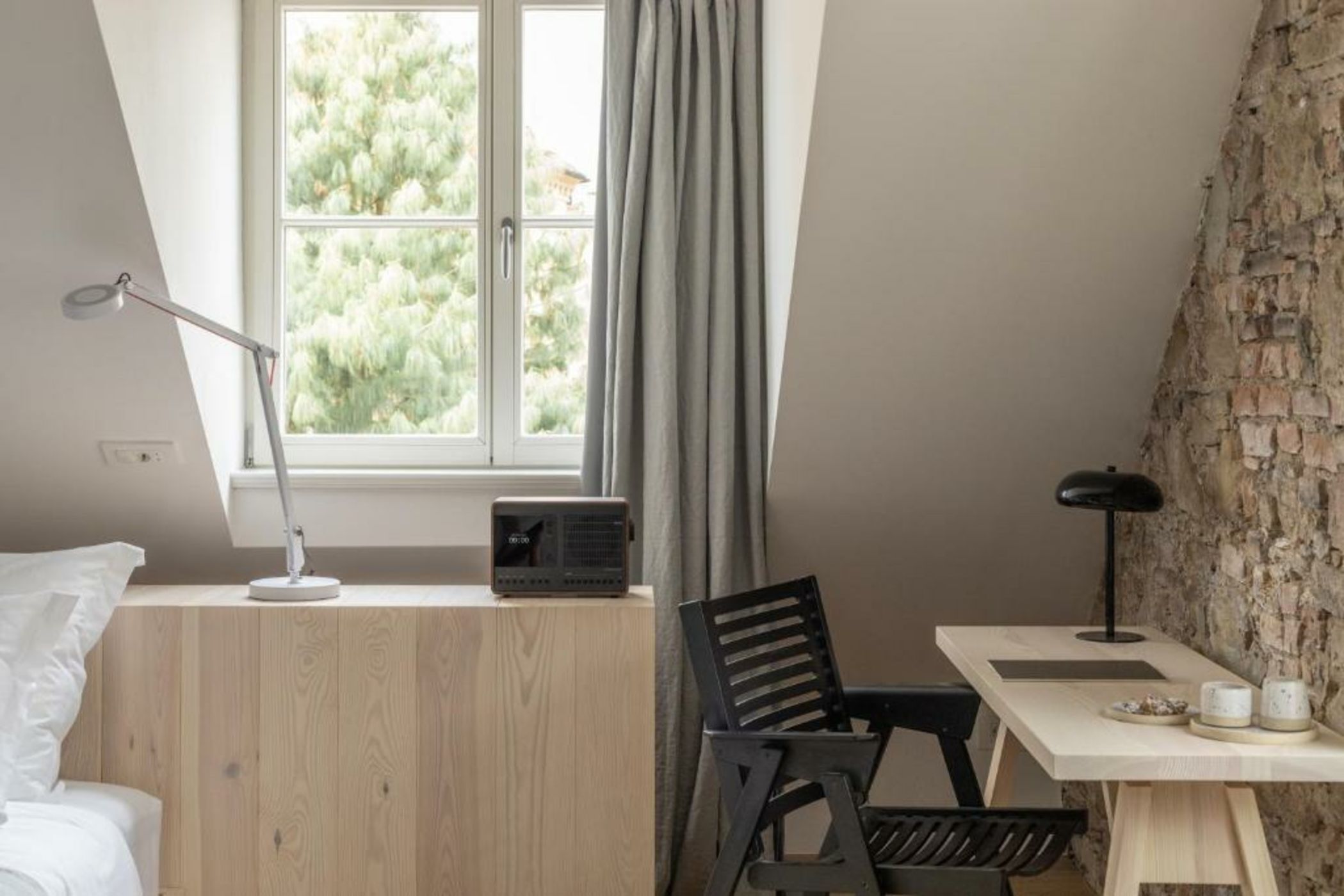 April1550 Boutique Hotel